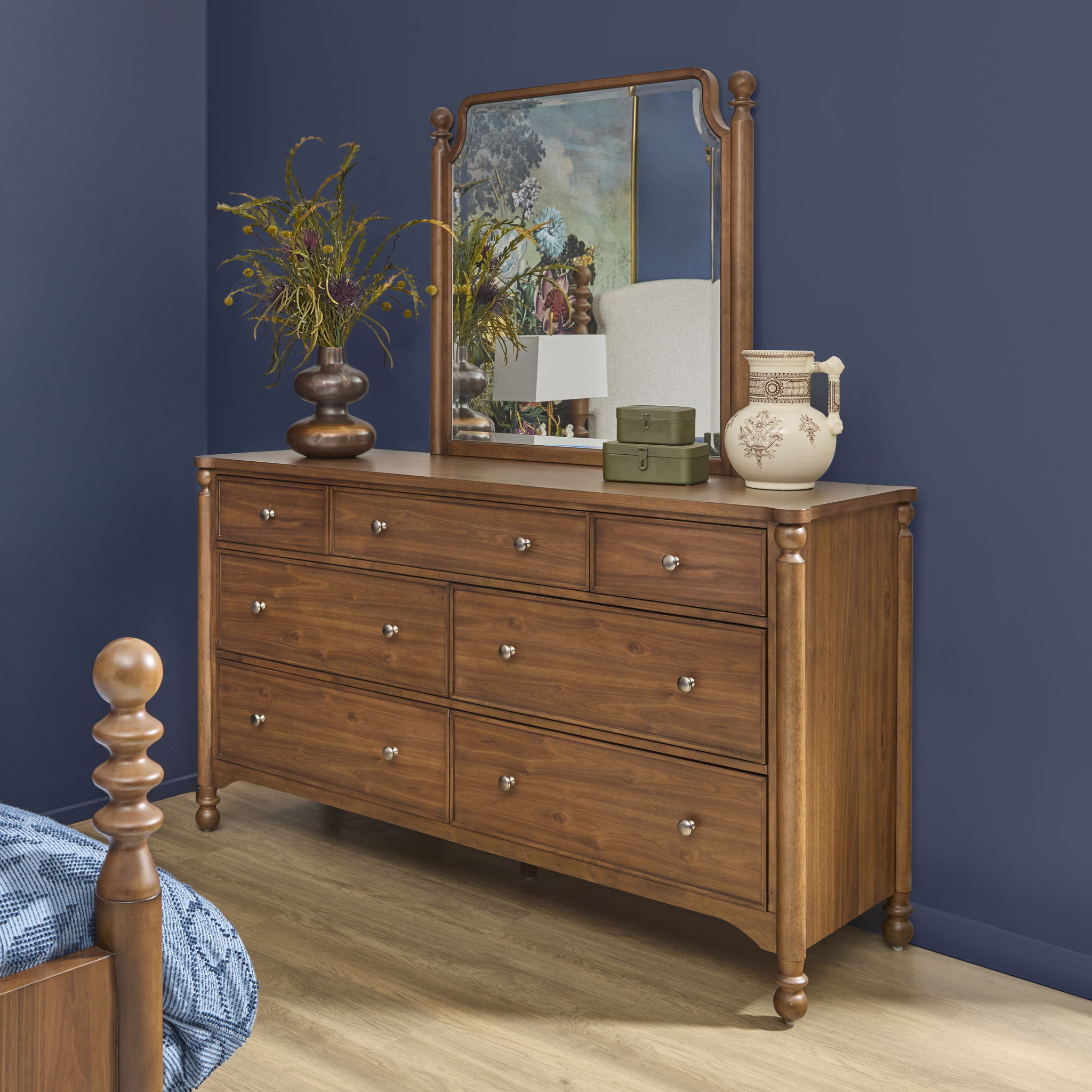 Azalea - Mirror - Walnut