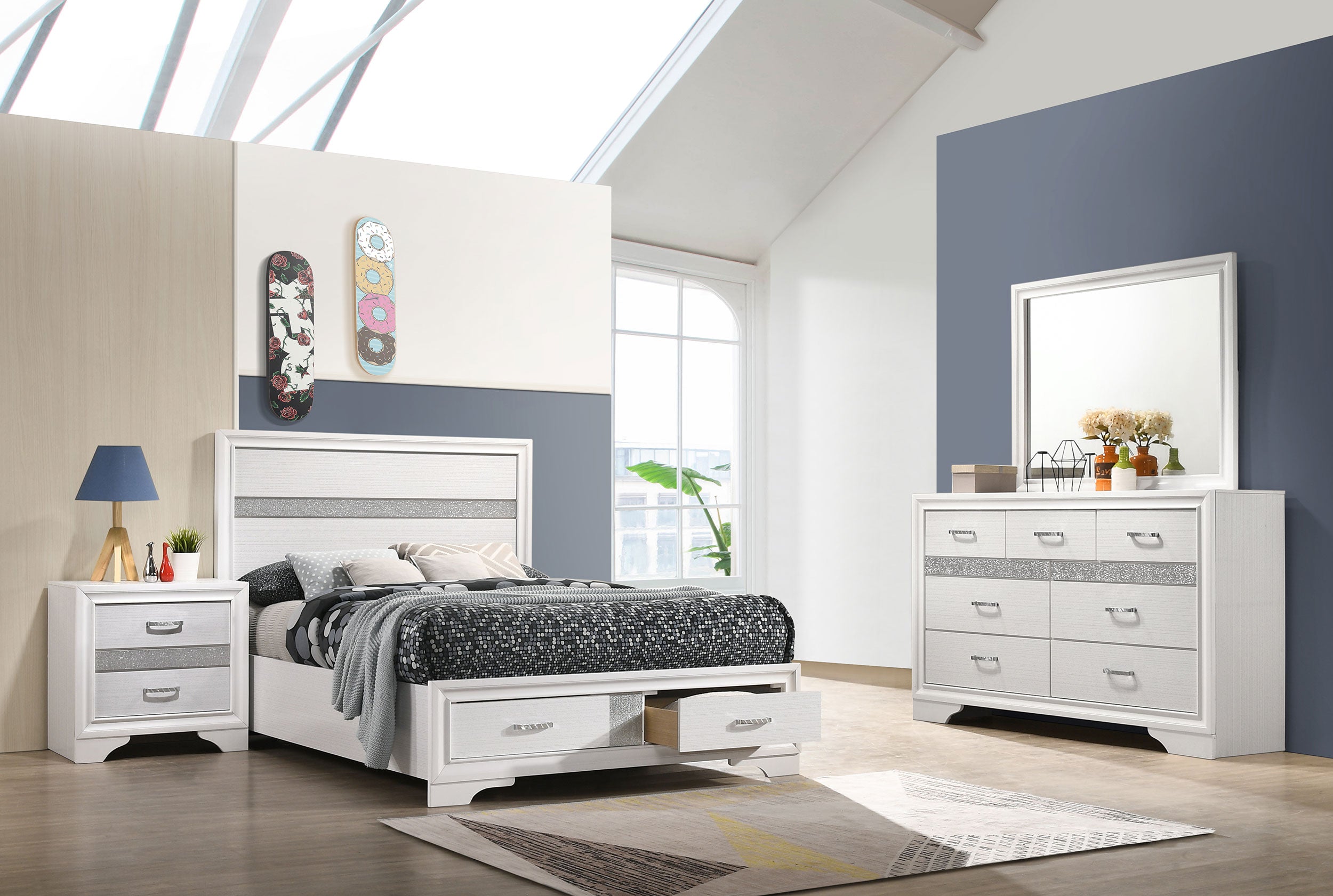 Miranda 4-piece Full Bedroom Set White — view 1