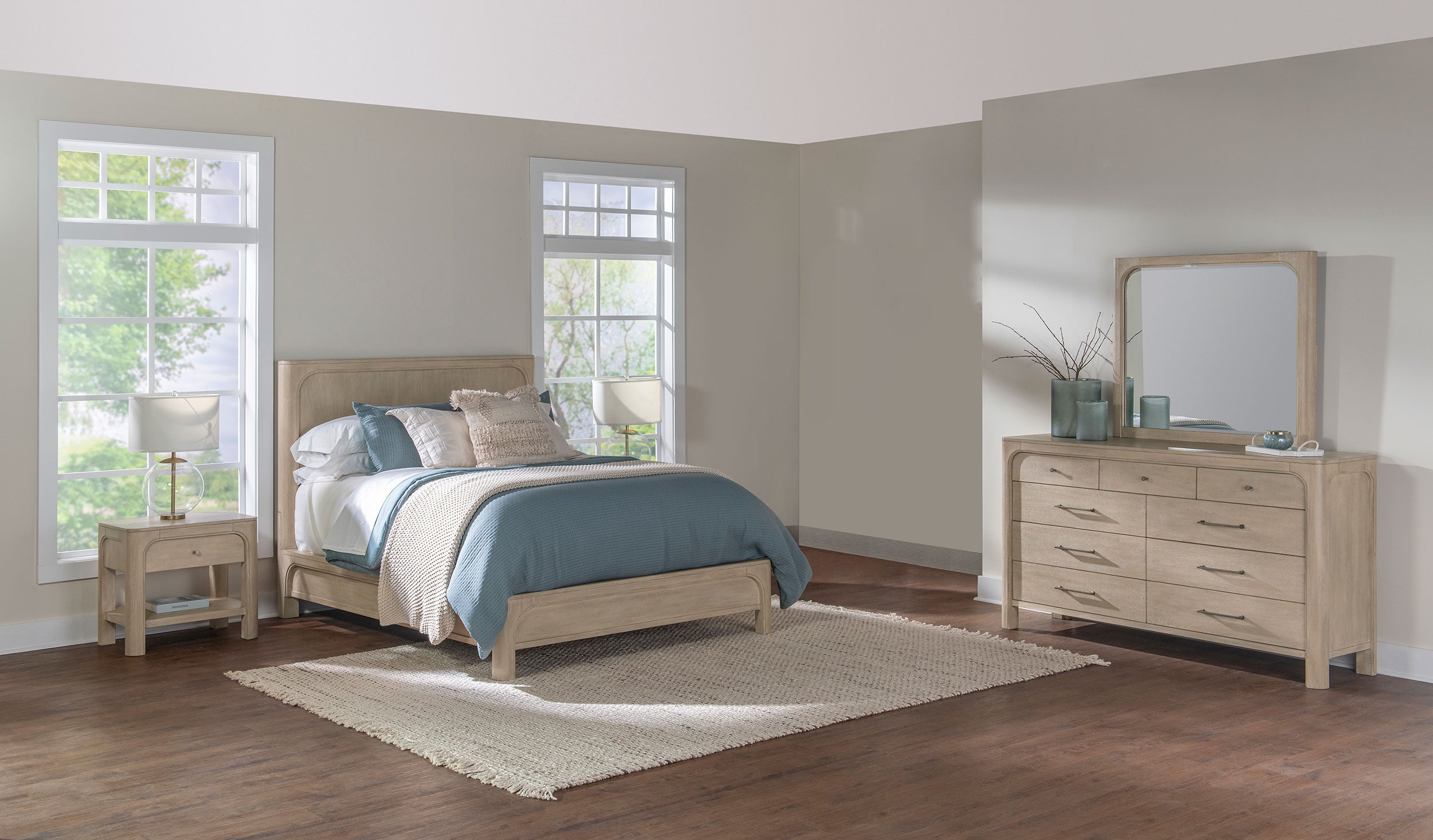 Solano 4-piece Queen Bedroom Set Weathered Mango — view 1