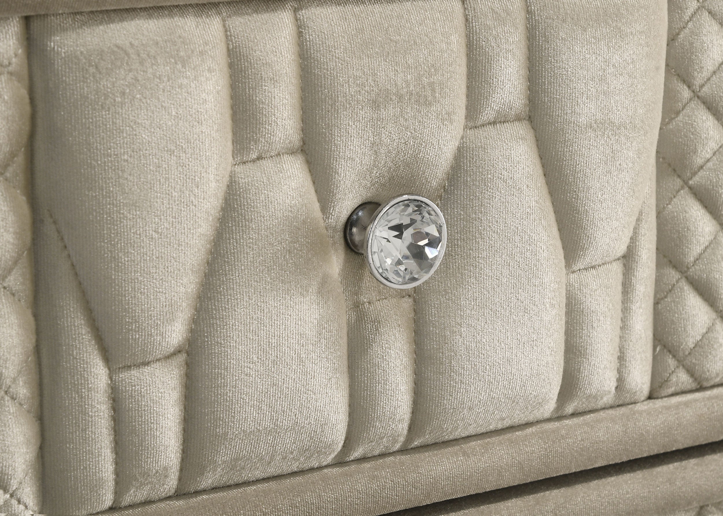 Lorient 5-piece Queen Bedroom Set Ivory and Camel — view 13