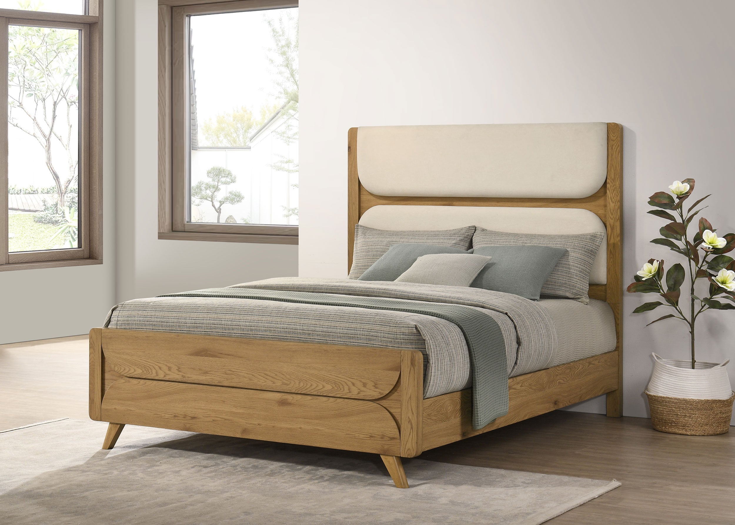 Bennett 63-inch Queen Upholstered Panel Bed Cream and Light Oak — view 2