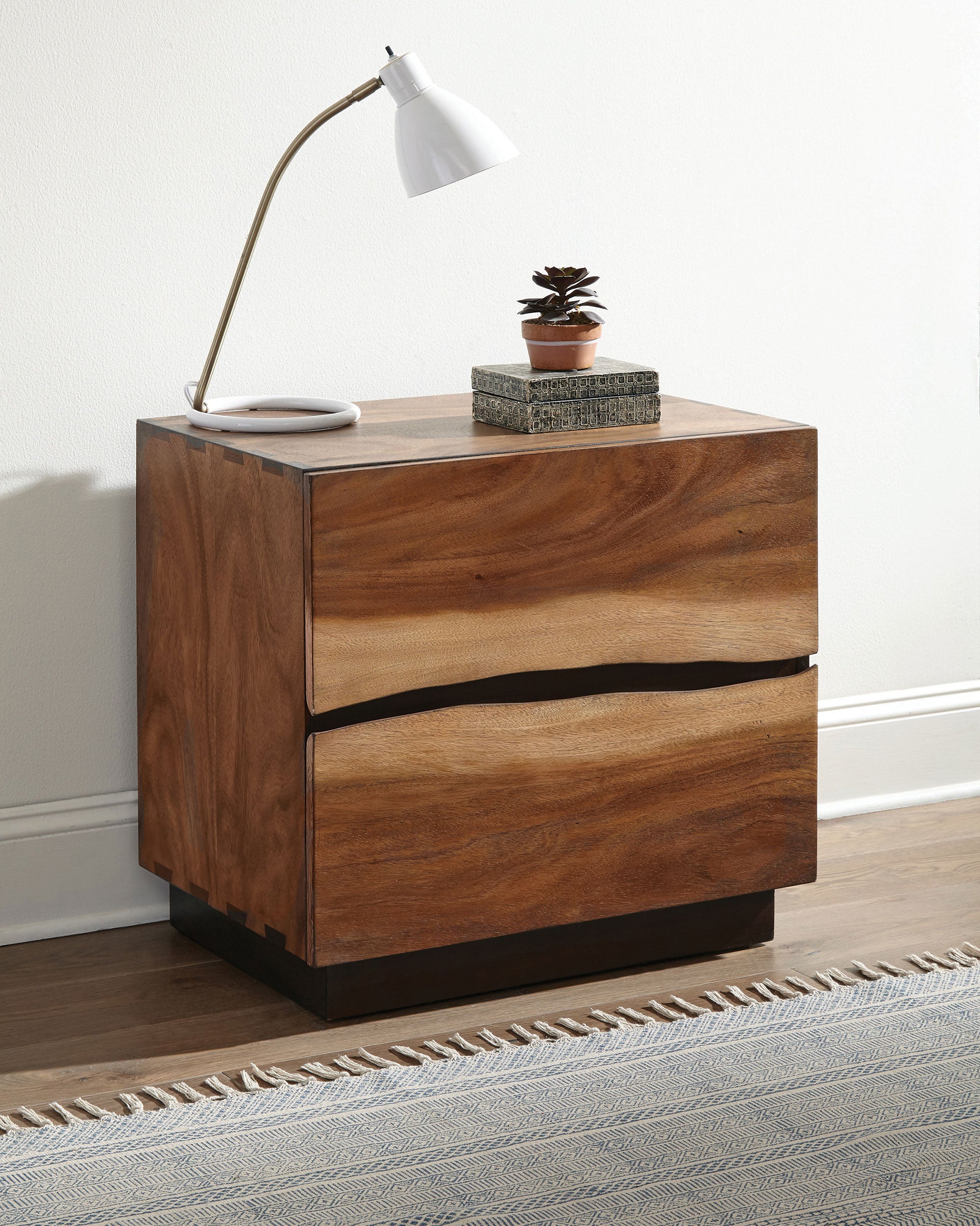 Winslow 2-drawer Nightstand Smokey Walnut — view 2