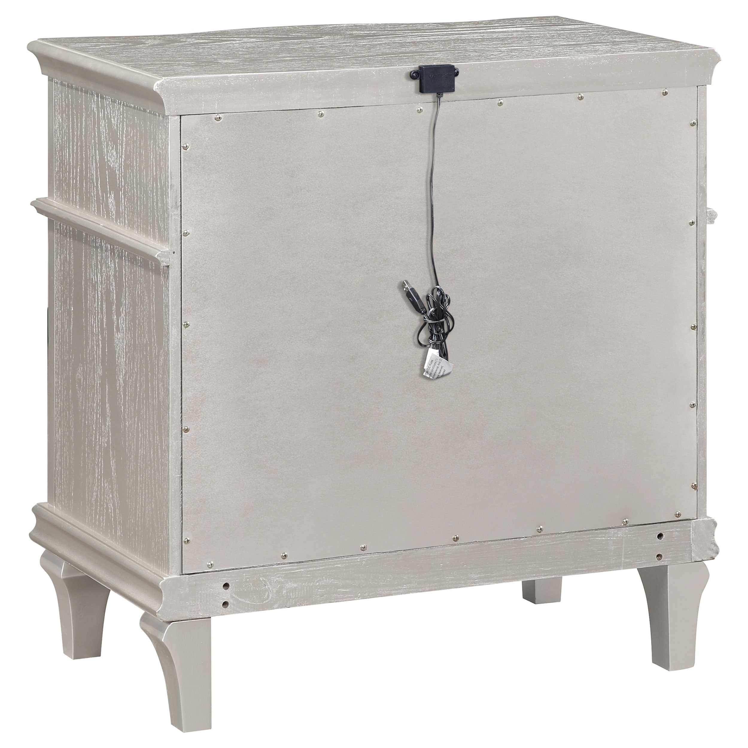 Evangeline 3-drawer Nightstand Silver Oak — view 6