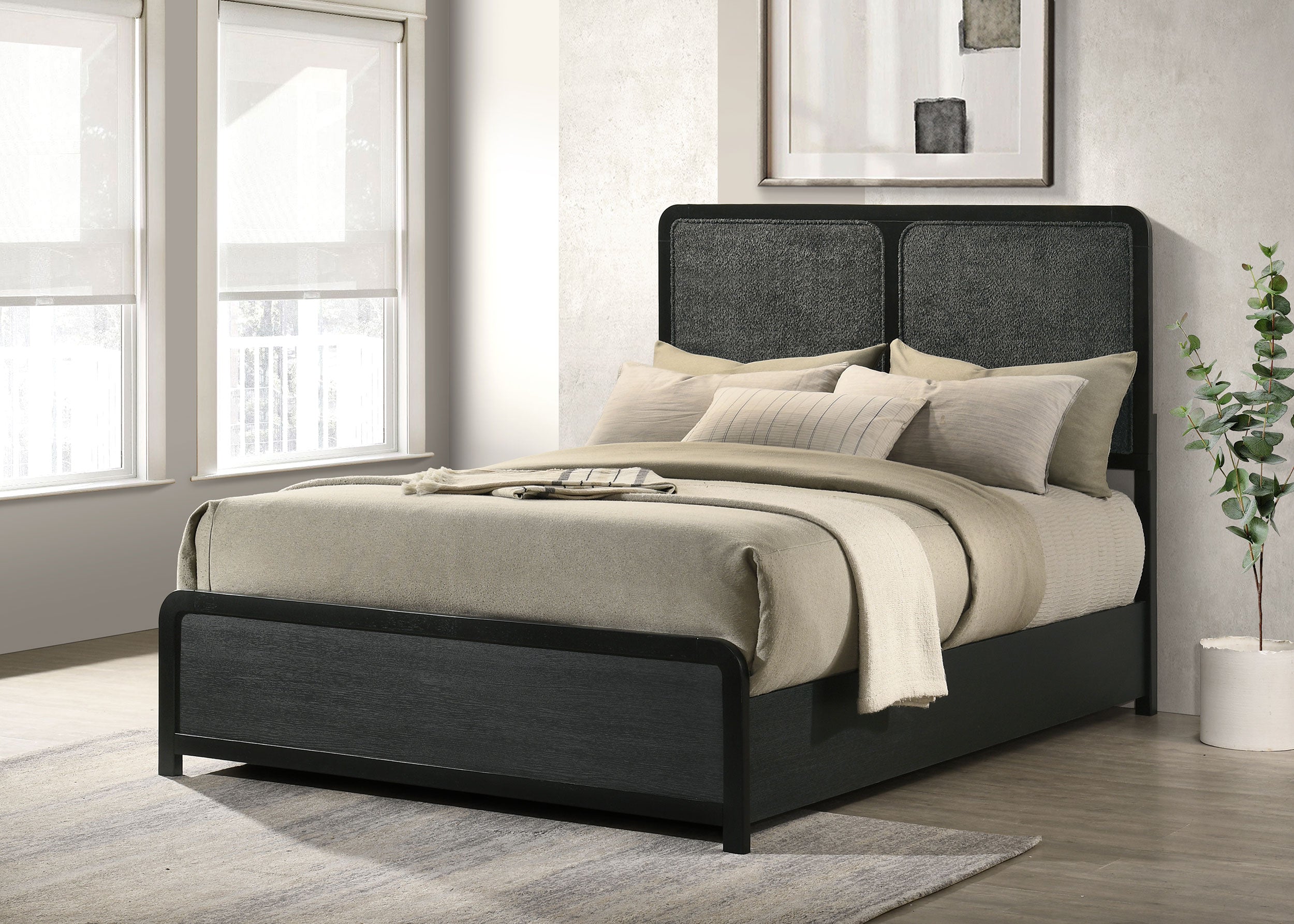 Cavelle 51-inch Upholstered Full Panel Bed Black — view 2