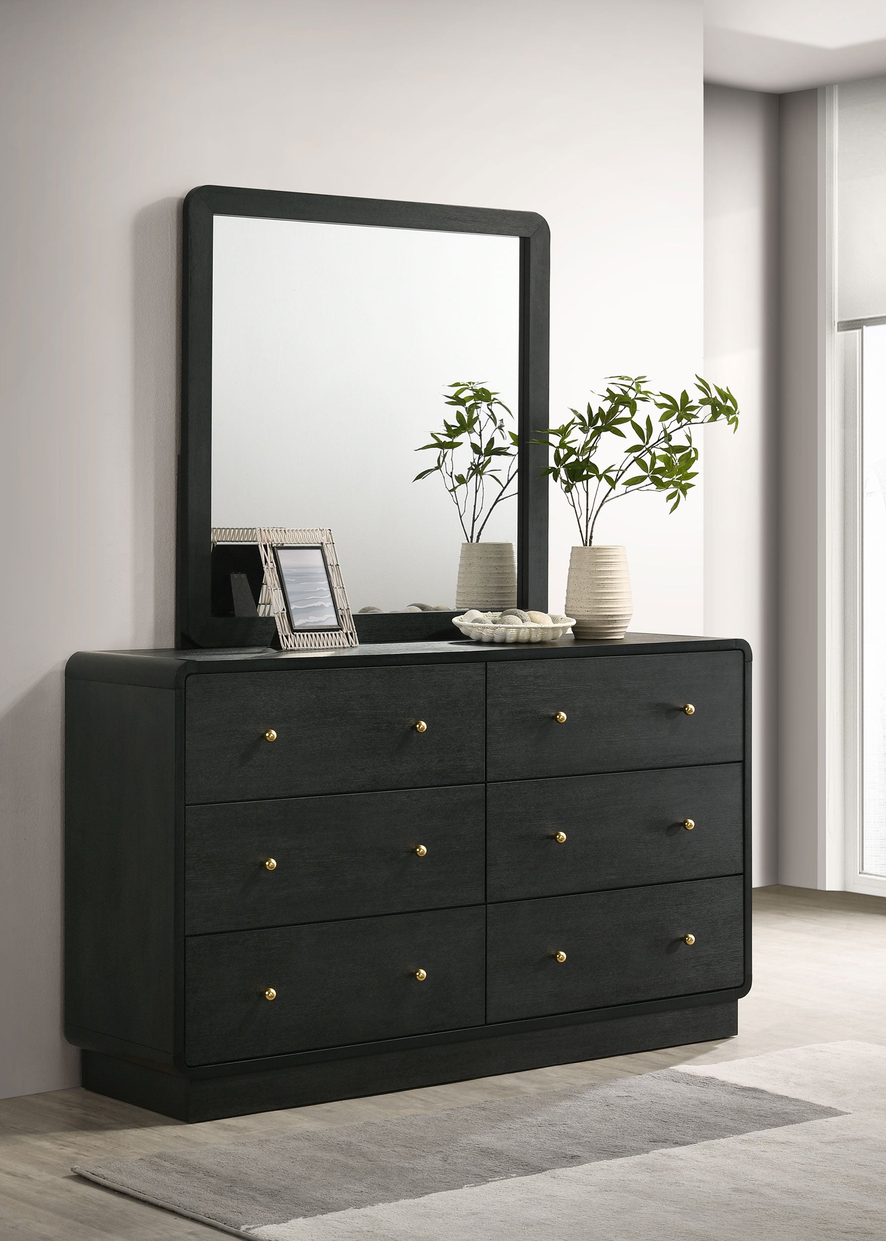 Cavelle 6-drawer Dresser and Mirror Black — view 2