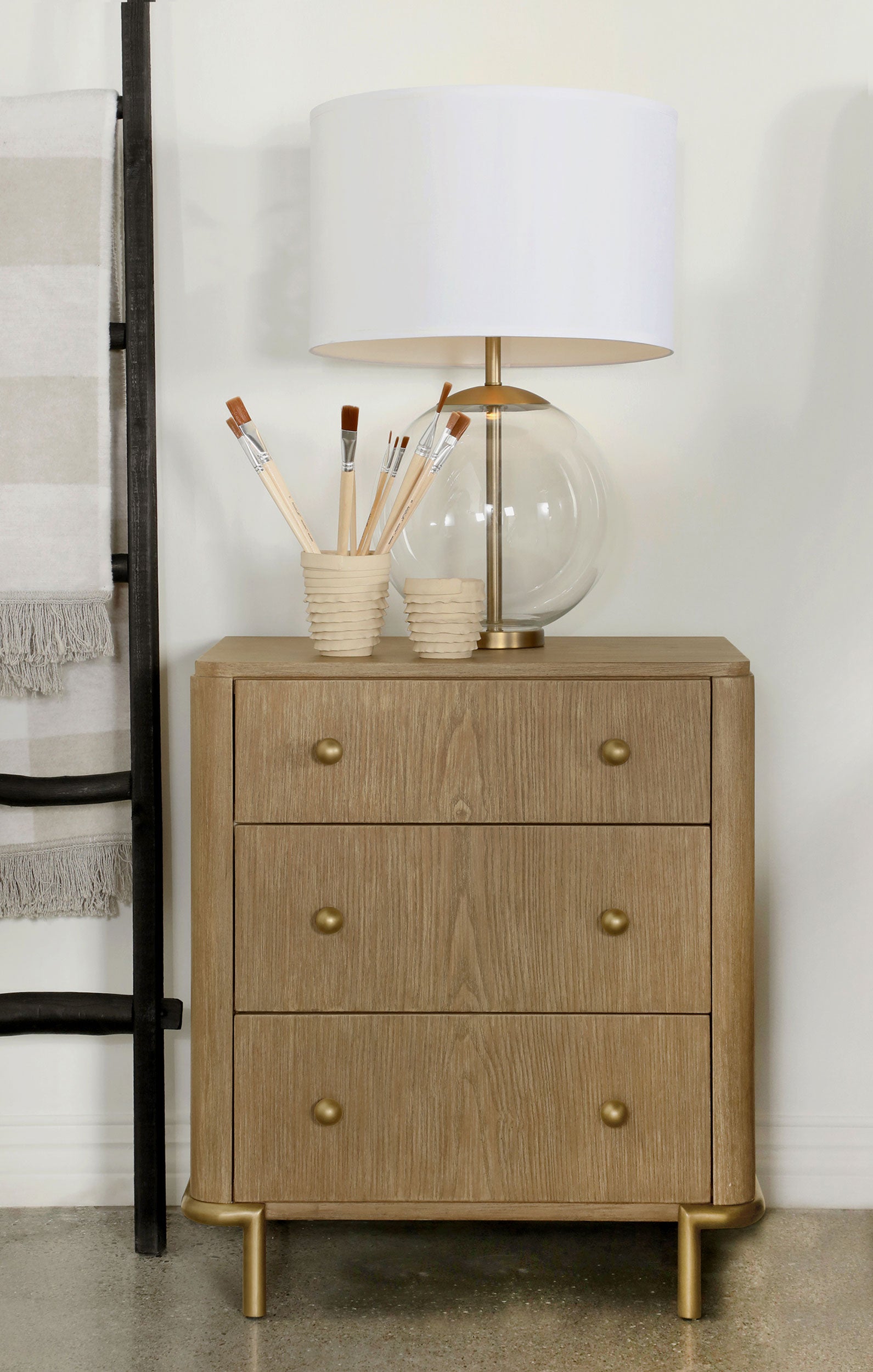 Arini 3-drawer Nightstand Sand Wash — view 2