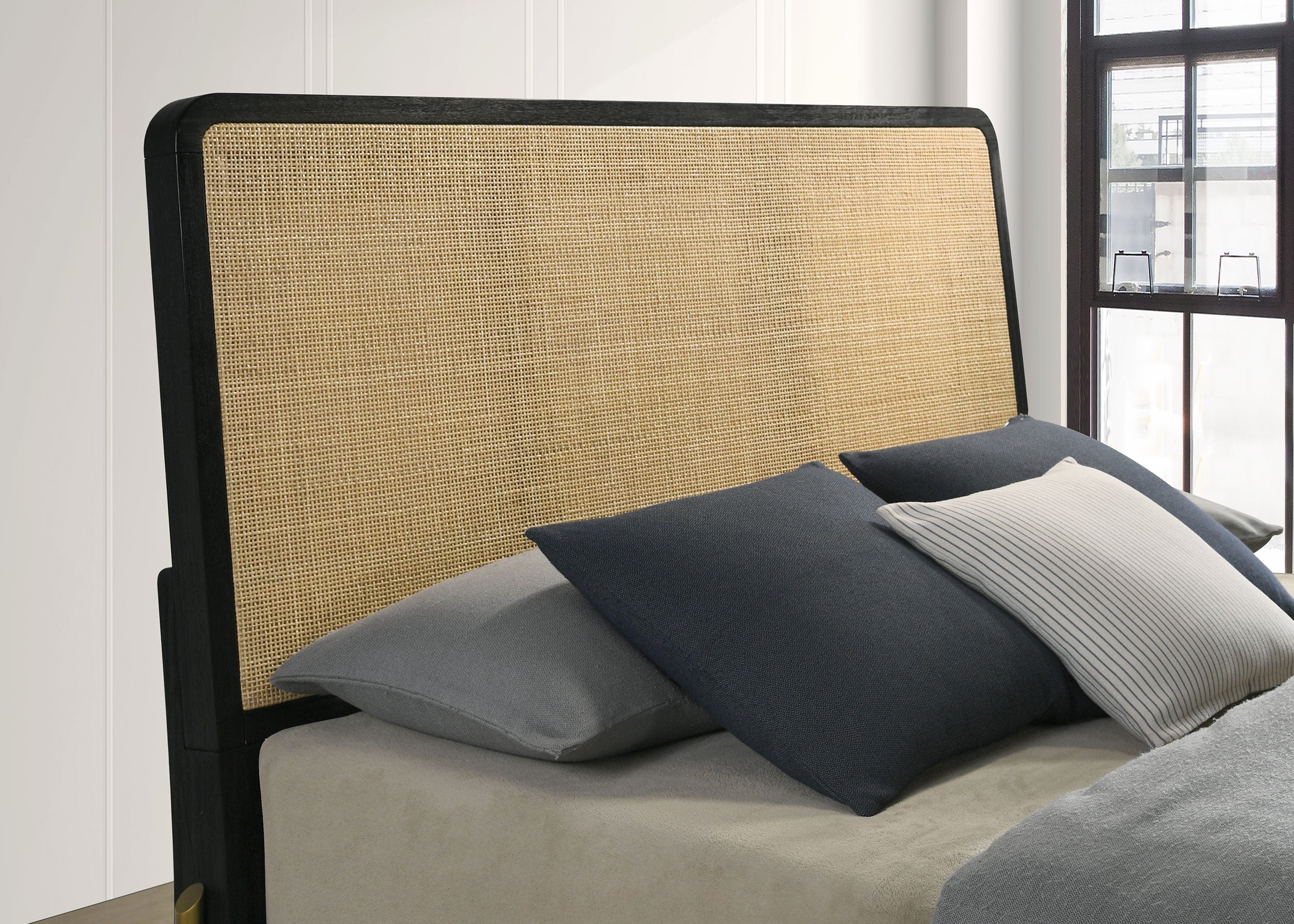 Arini Rattan California King Panel Bed Black and Natural — view 5