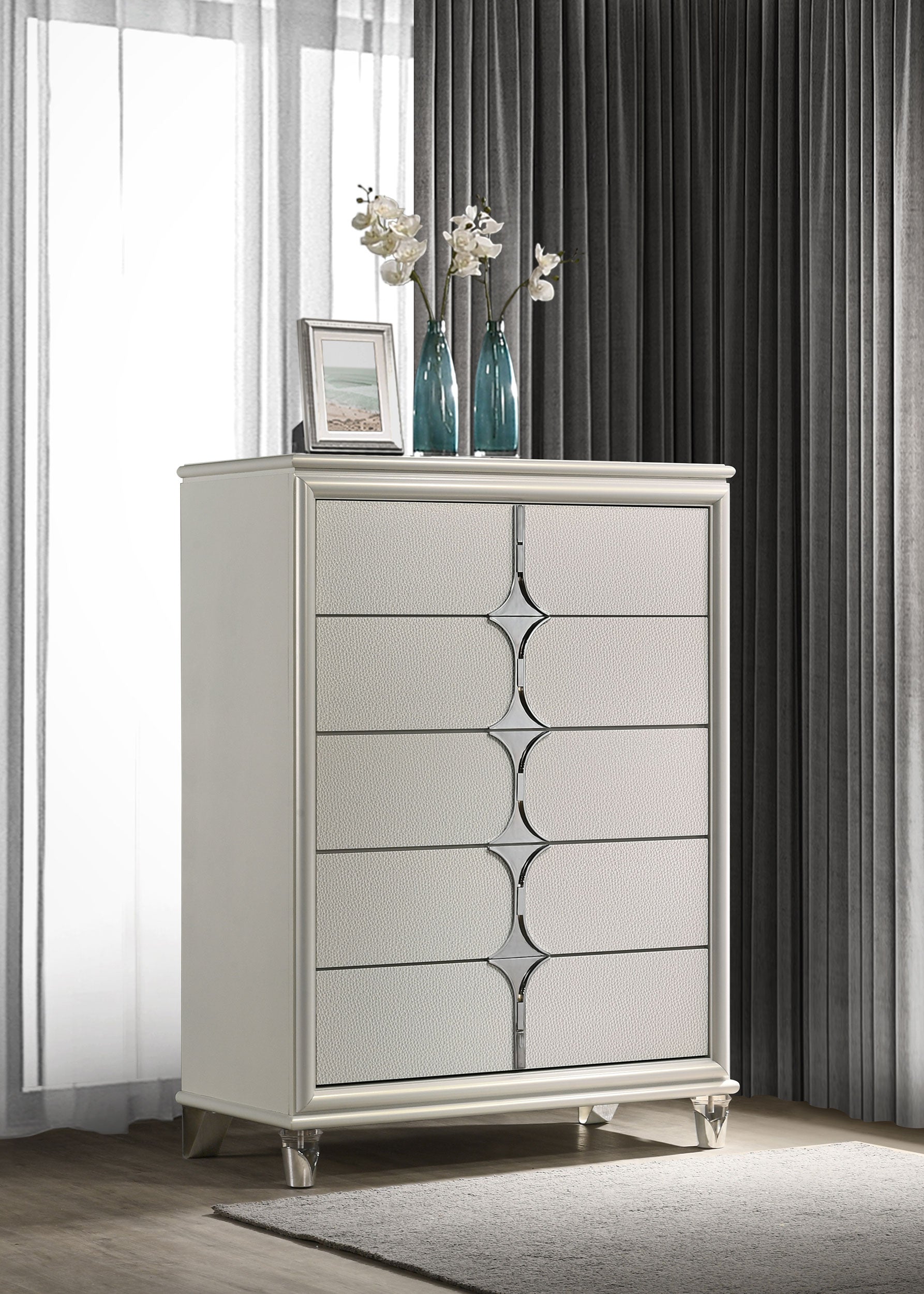 Olivia 5-drawer Bedroom Chest of Drawers Pearl White — view 2