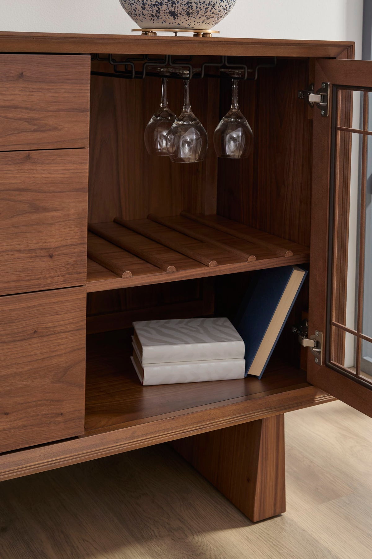 Lincoln - Buffet - Warm Walnut