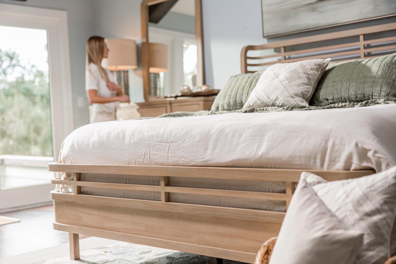 Monterey Queen Bed Sandstone Finish