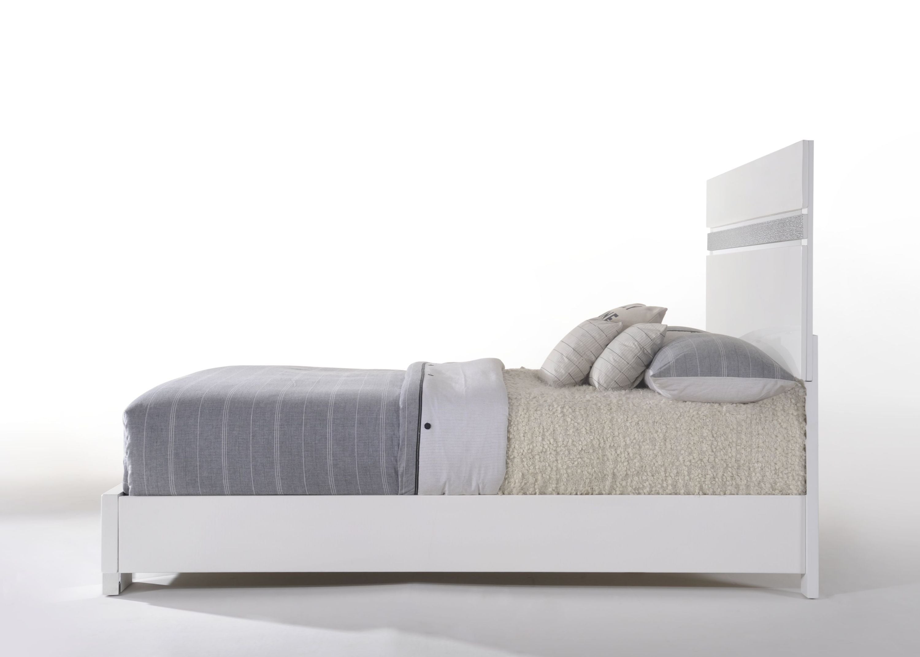 ACME Naima II Queen Bed in White High Gloss 26770Q - Atlantic Fine Furniture Melbourne FL