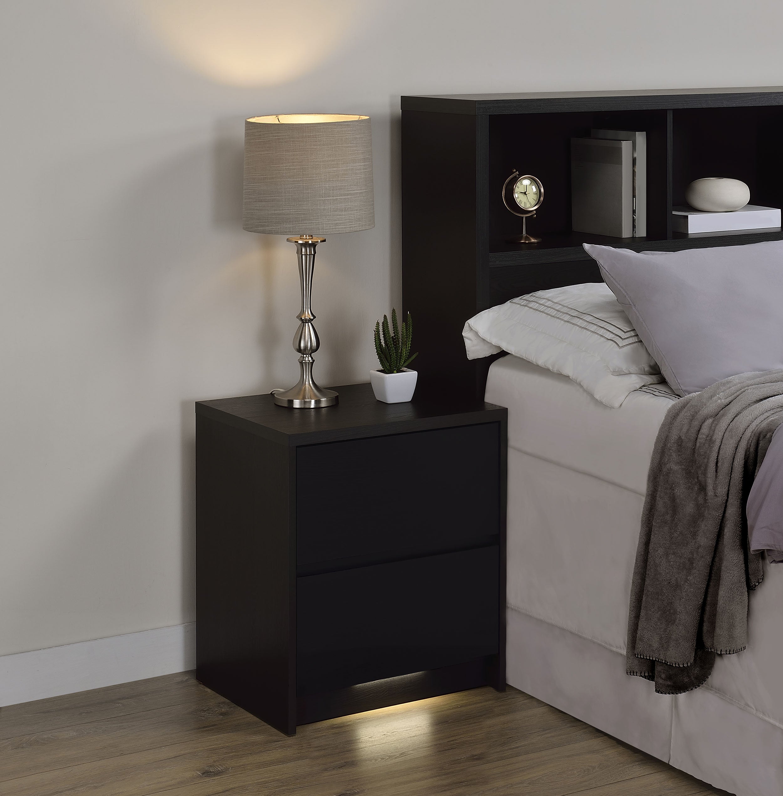 Westpark 2-drawer Nightstand LED Lights and USB Black — view 3