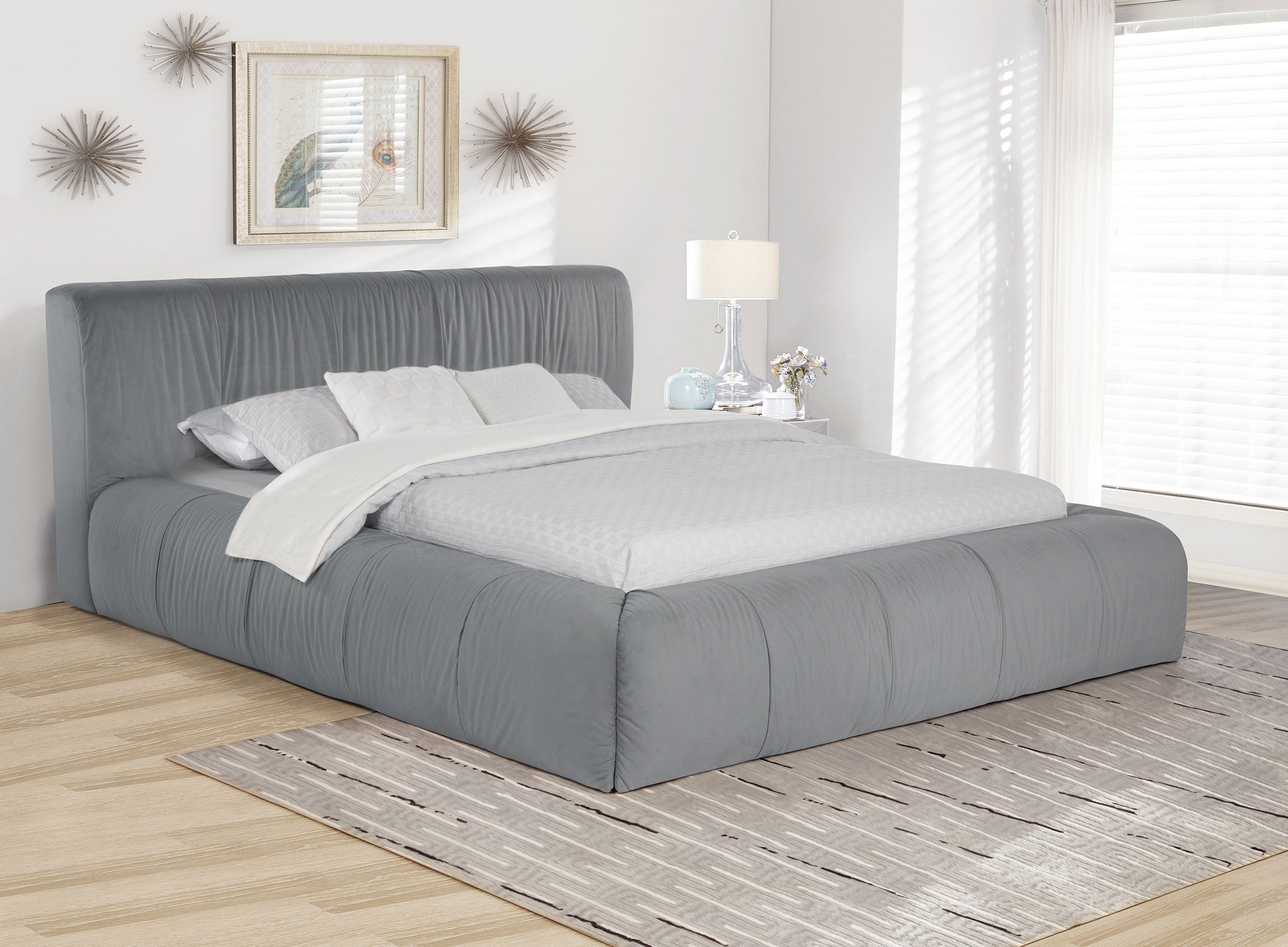 Wilshire Upholstered Queen Platform Bed Grey — view 2