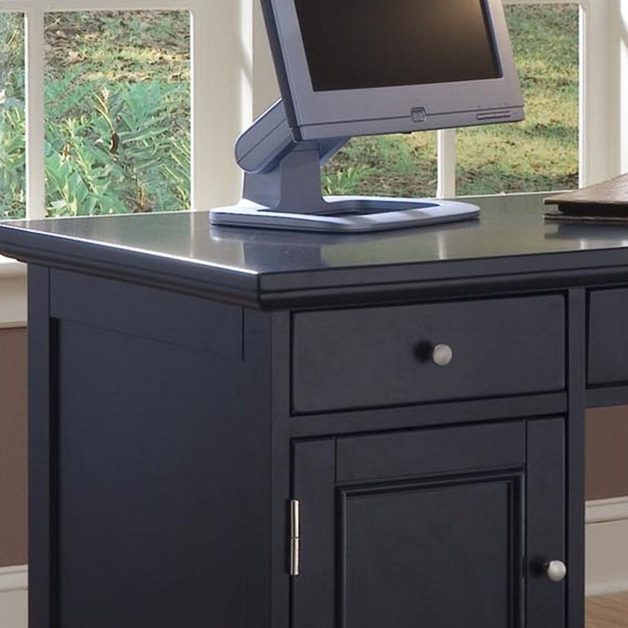 Bedford - Pedestal Desk - Black