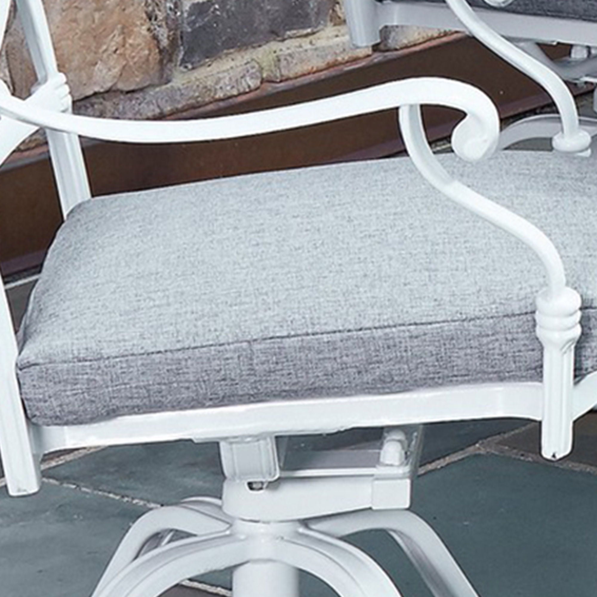 Capri - Outdoor Swivel Rocking Chair