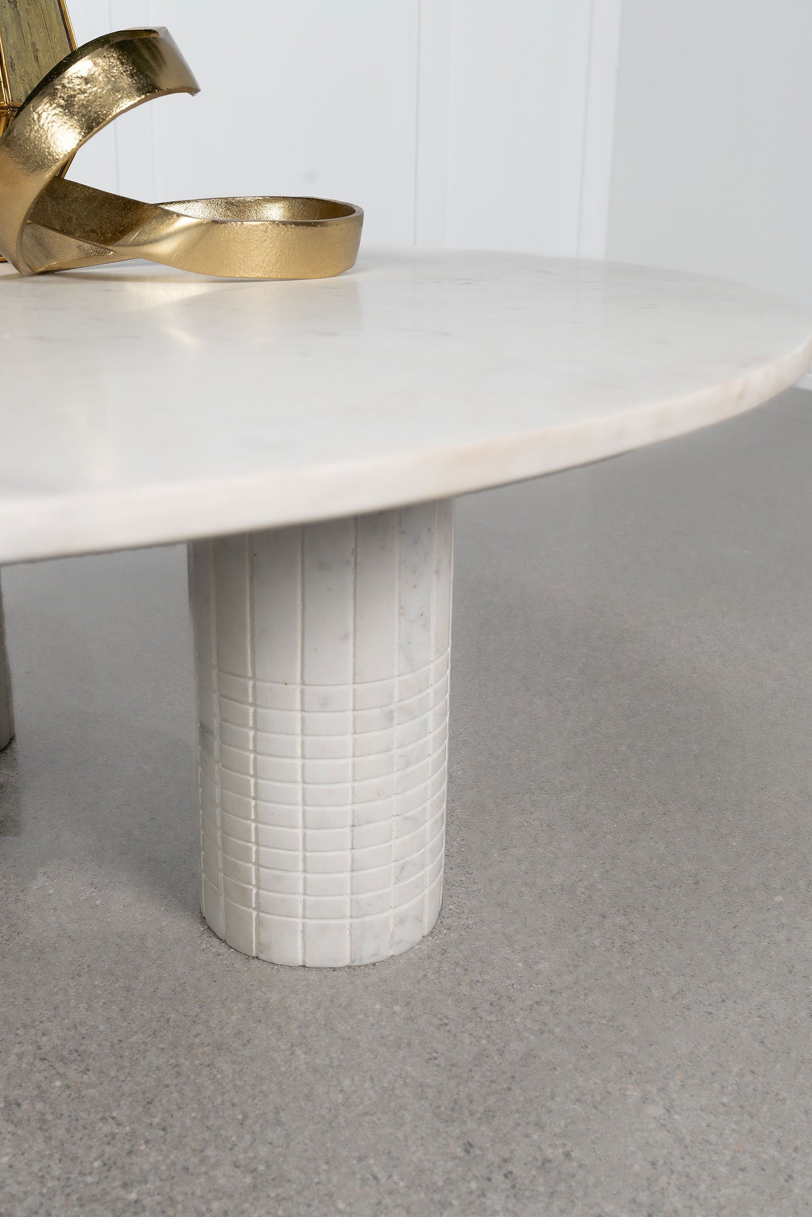 Astoria Round Genuine Marble Coffee Table White — view 4