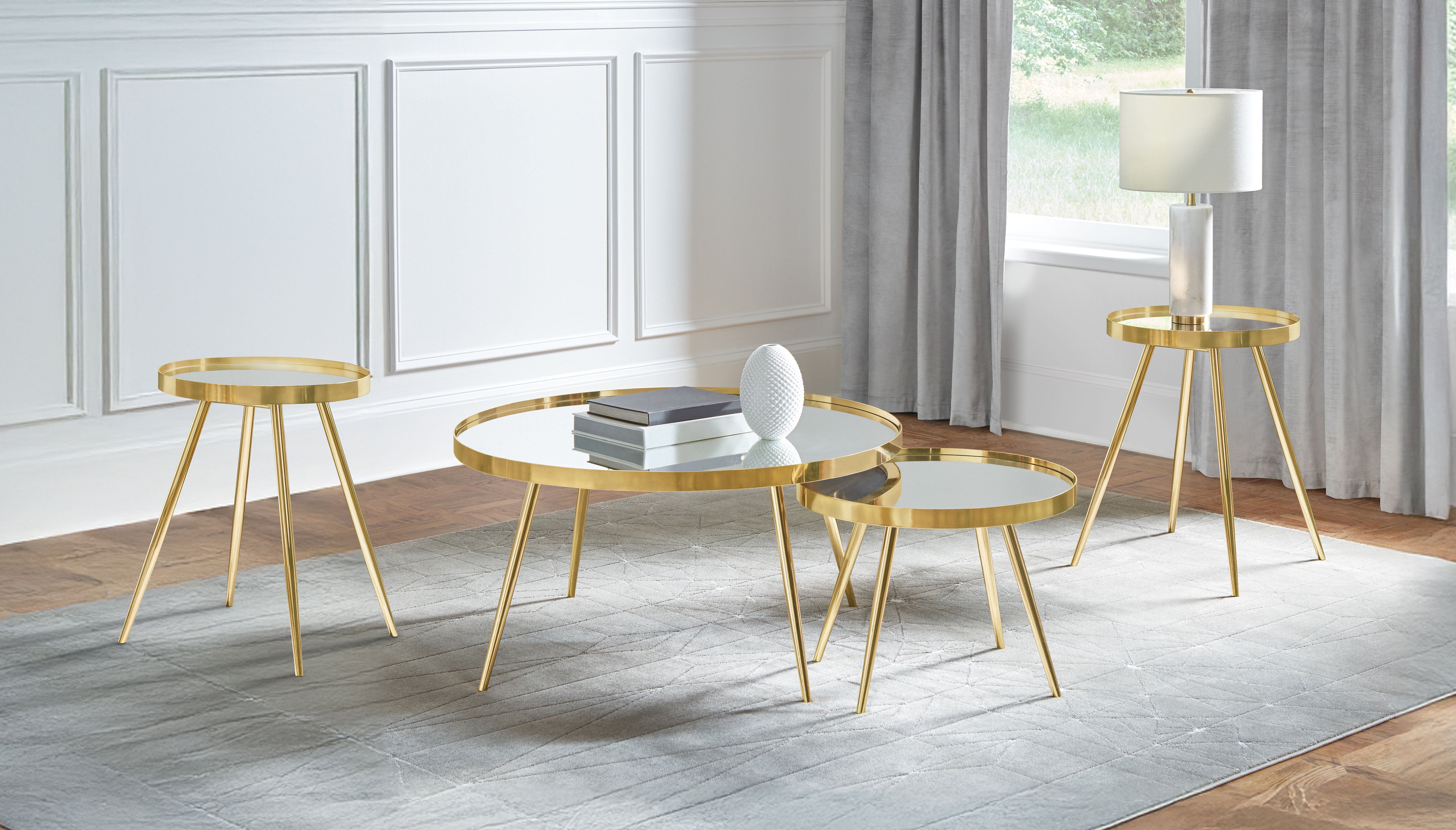 Kaelyn 4-piece Round Coffee and End Table Set Gold — view 1