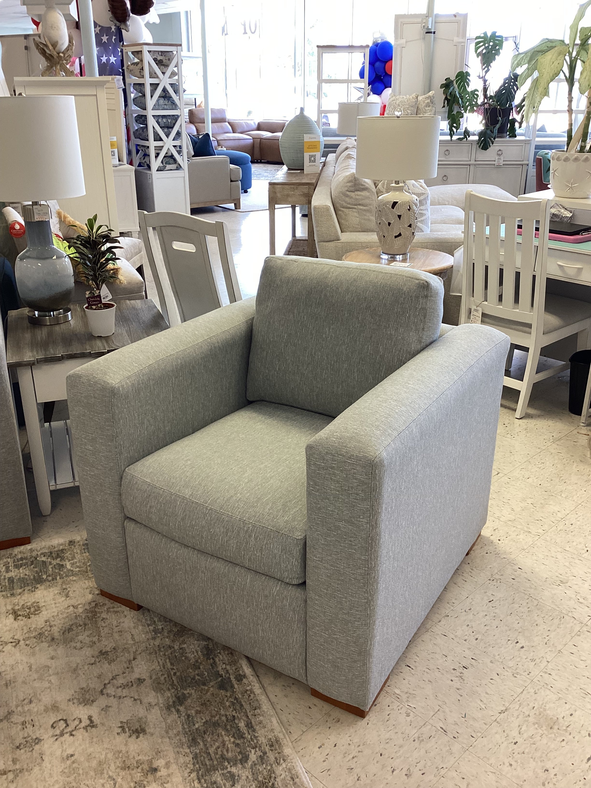 Capris Chair (SHOWROOM MODEL)