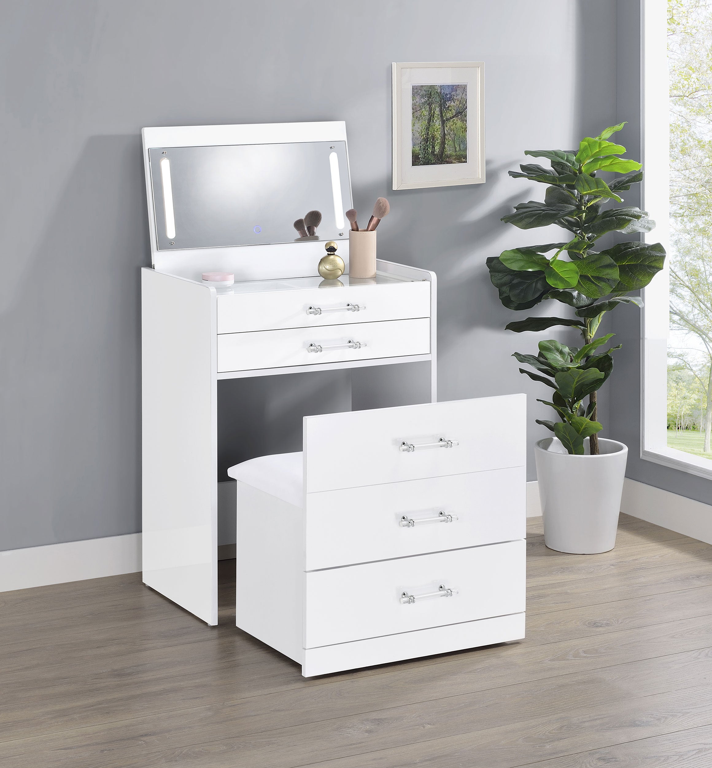 Danbury 3-drawer Makeup Vanity & Stool Set White High Gloss — view 3
