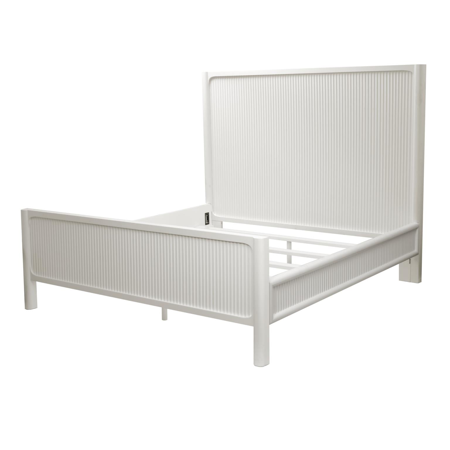 Montauk King Bed Complete. White Finish
