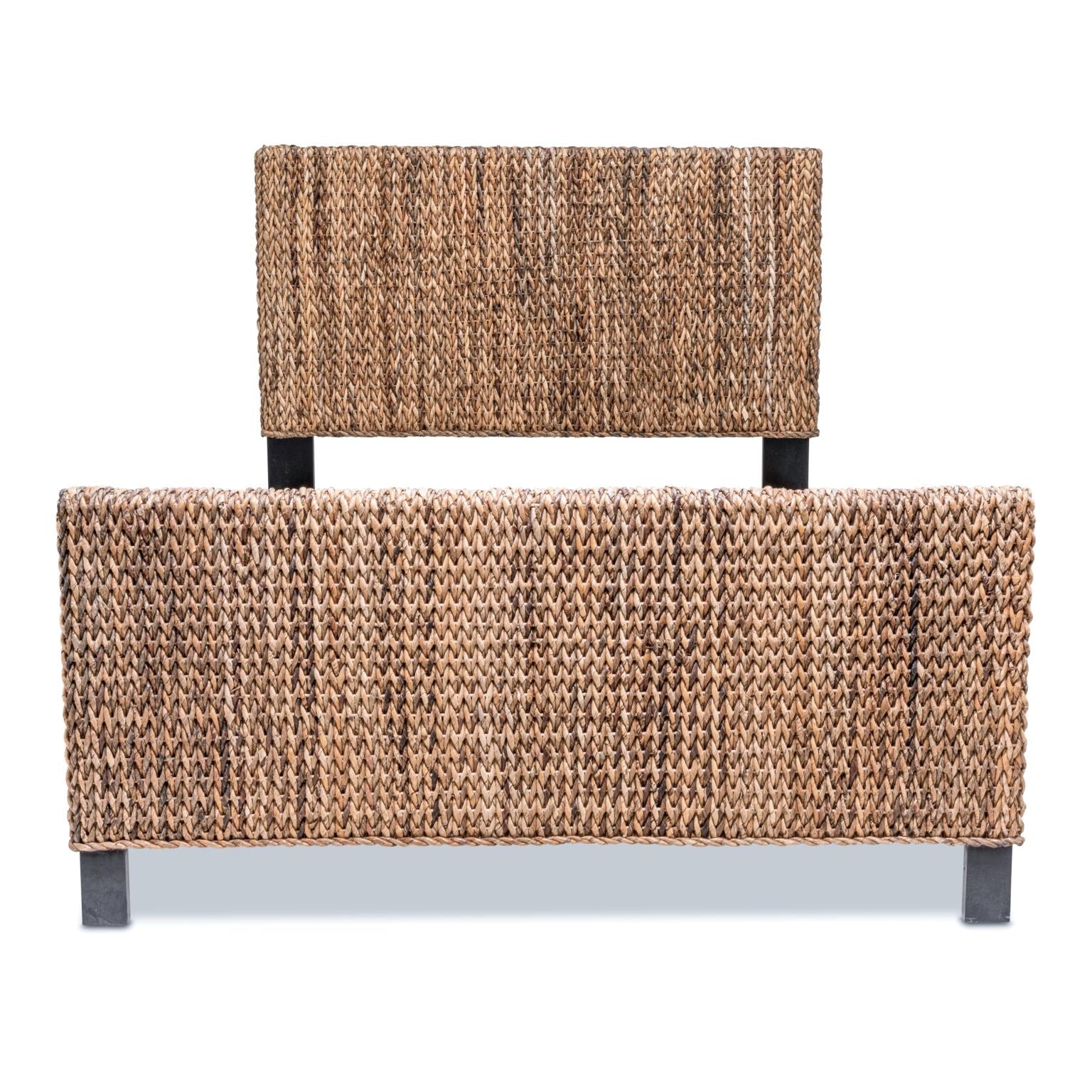 Maui queen complete bed, seagrass w/ natural finish