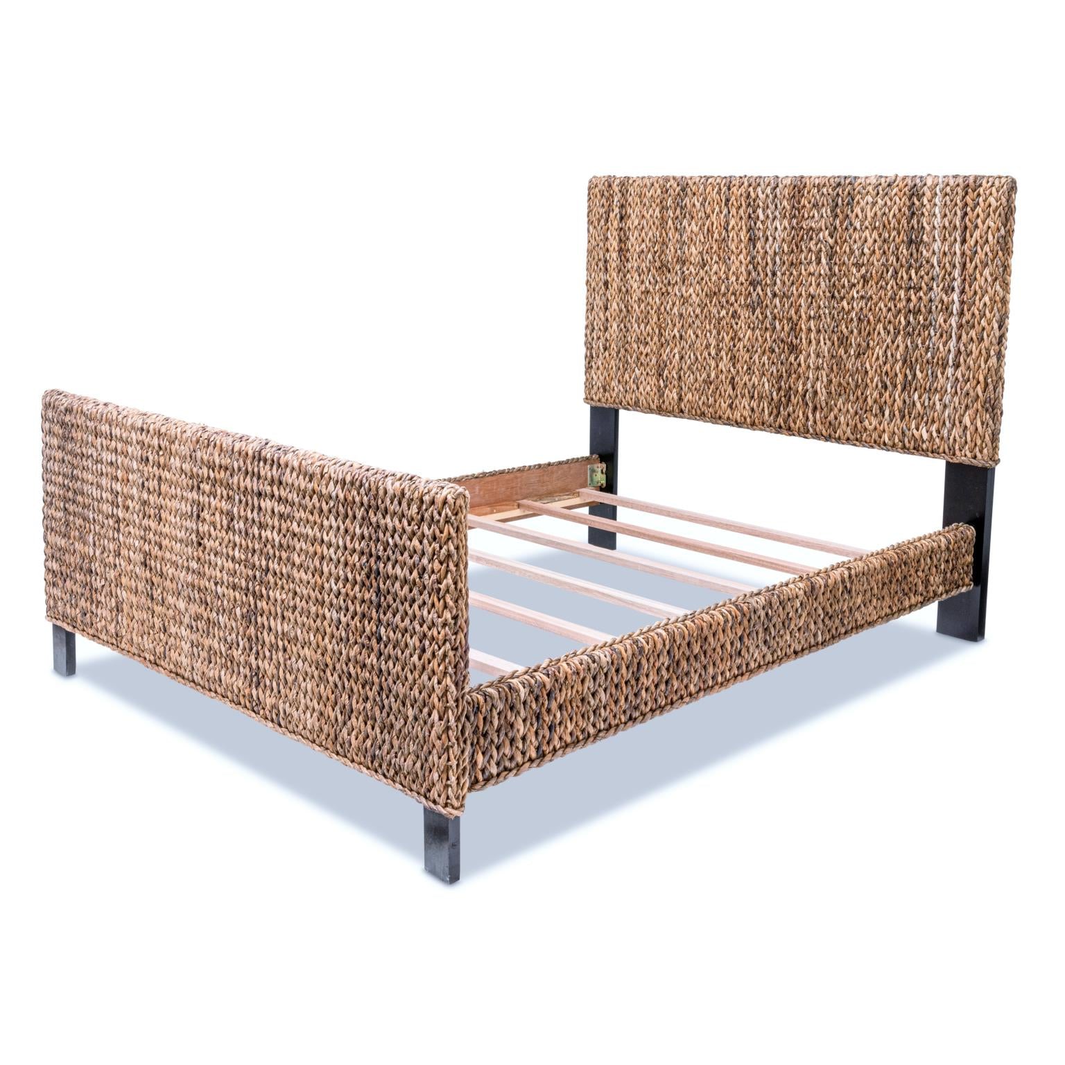 Maui queen complete bed, seagrass w/ natural finish