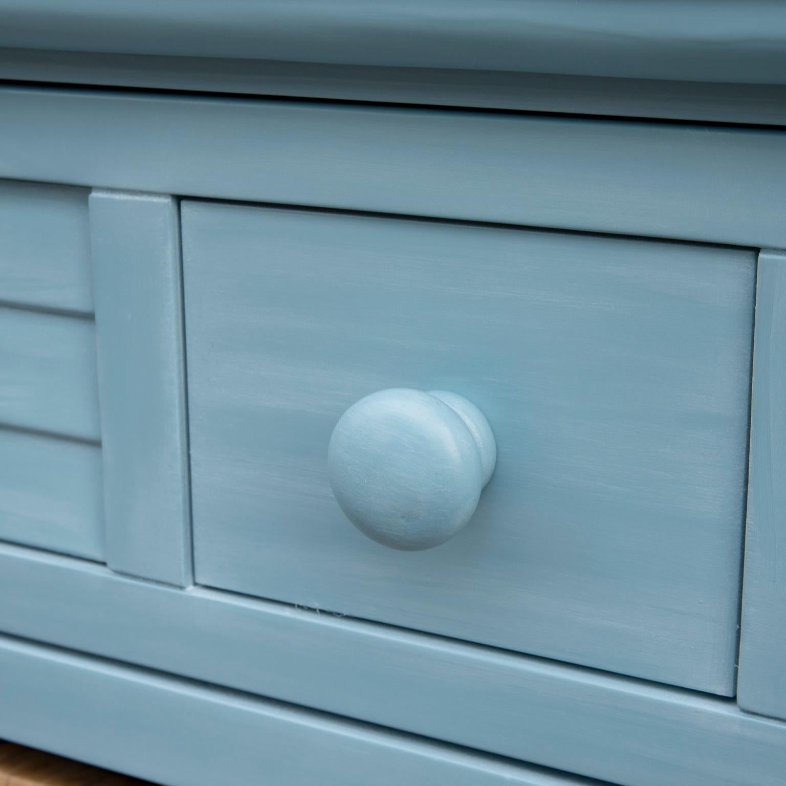 Beachfront Basket Nightstand (Ocean Blue)