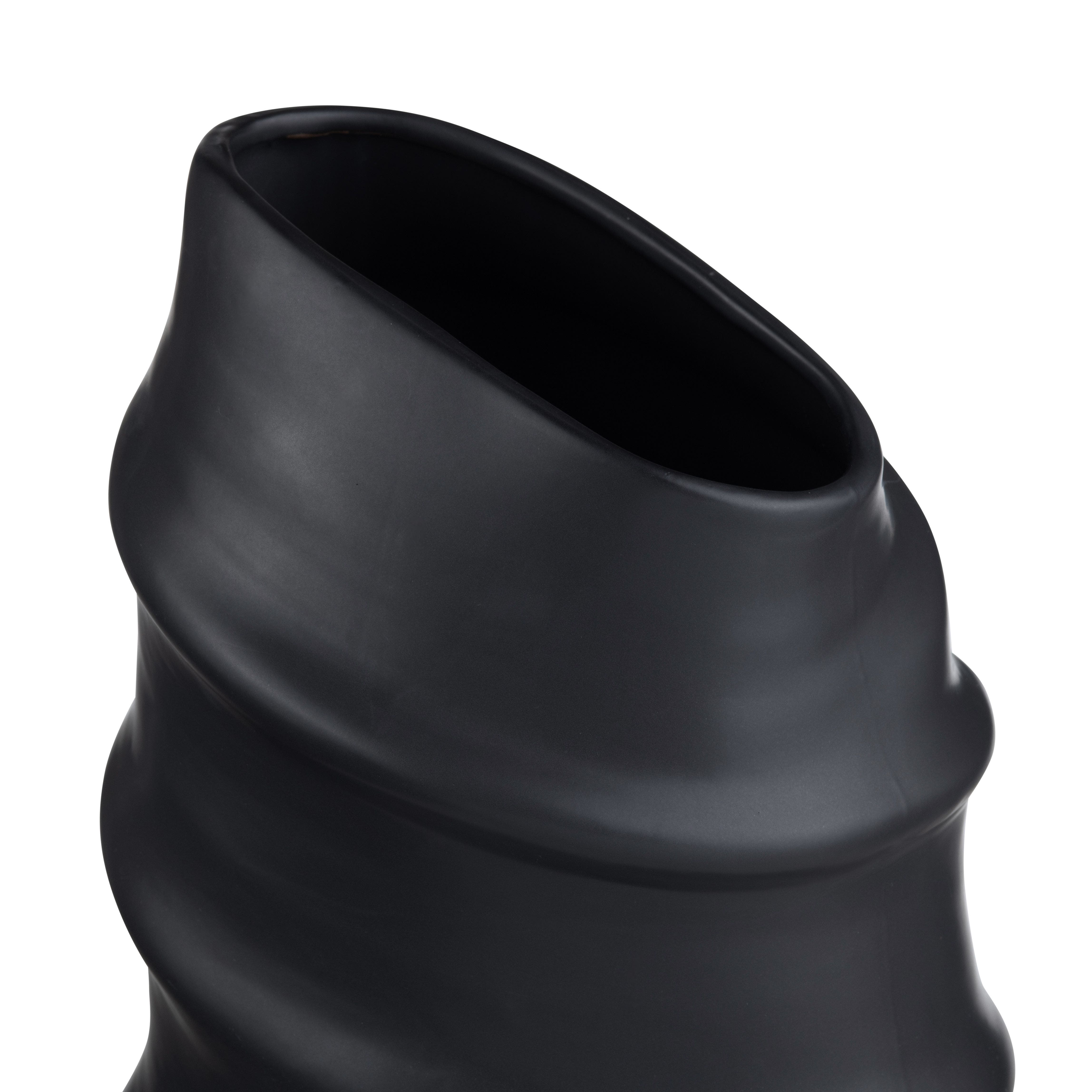 Merritt Vases - Image 2
