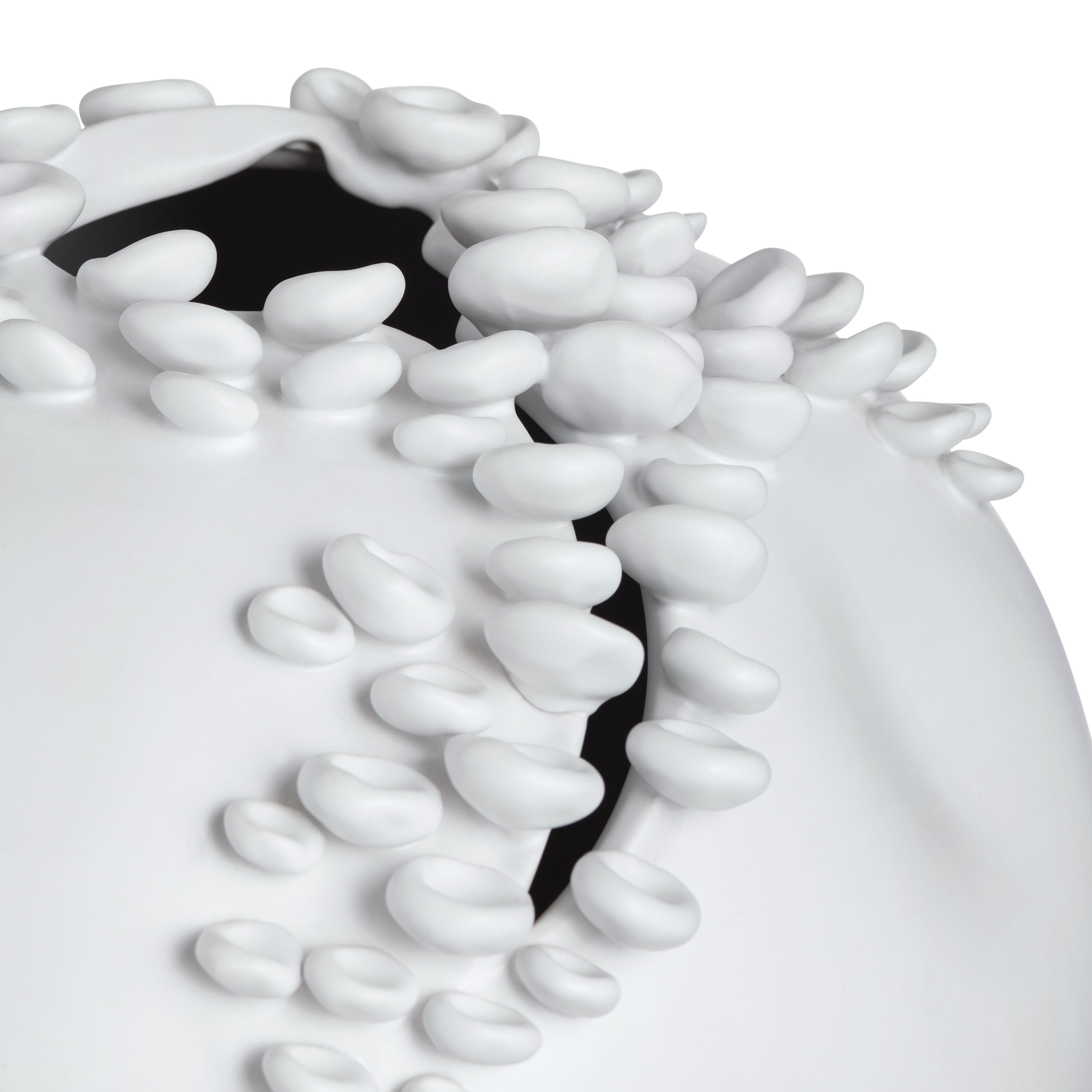 Fairfield Vase - Image 2