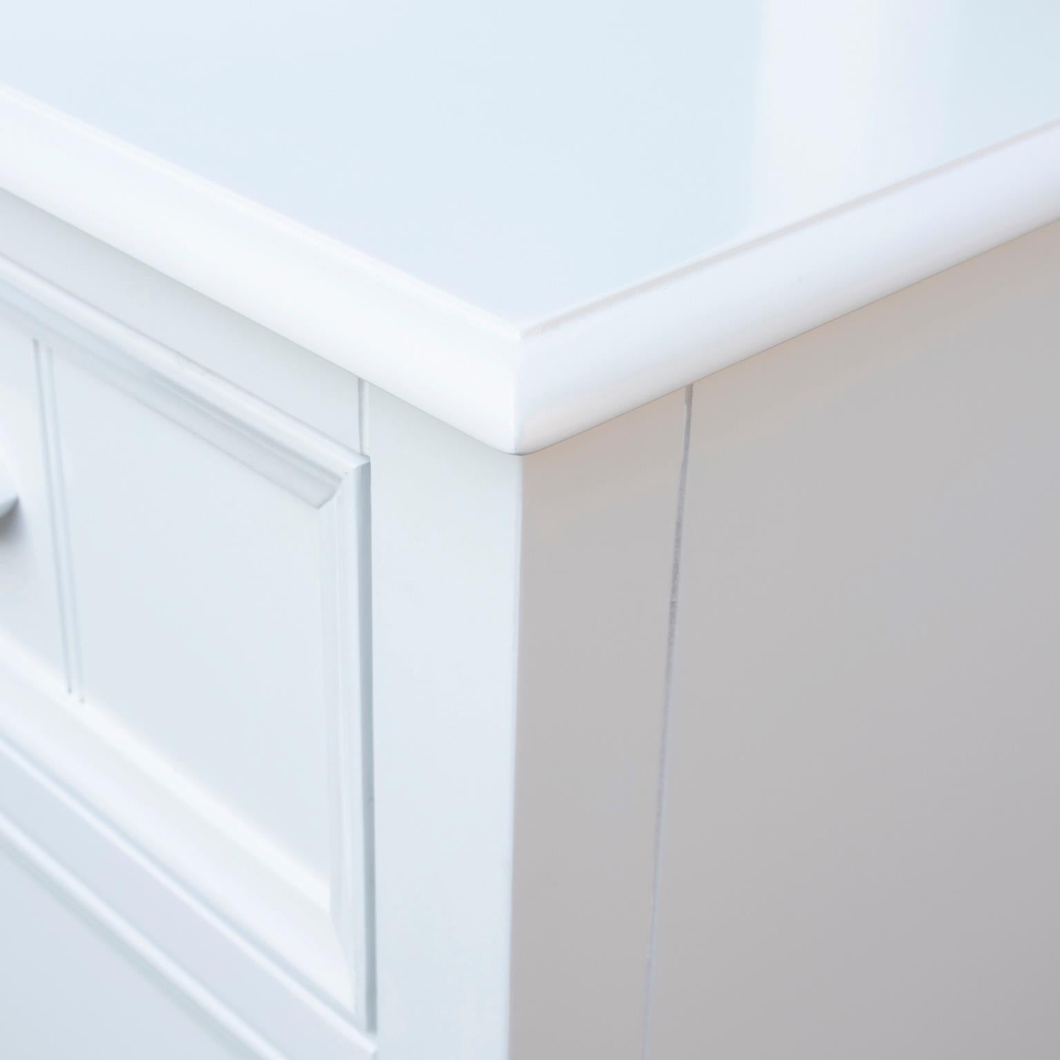 Fishtails Split Chest (White)
