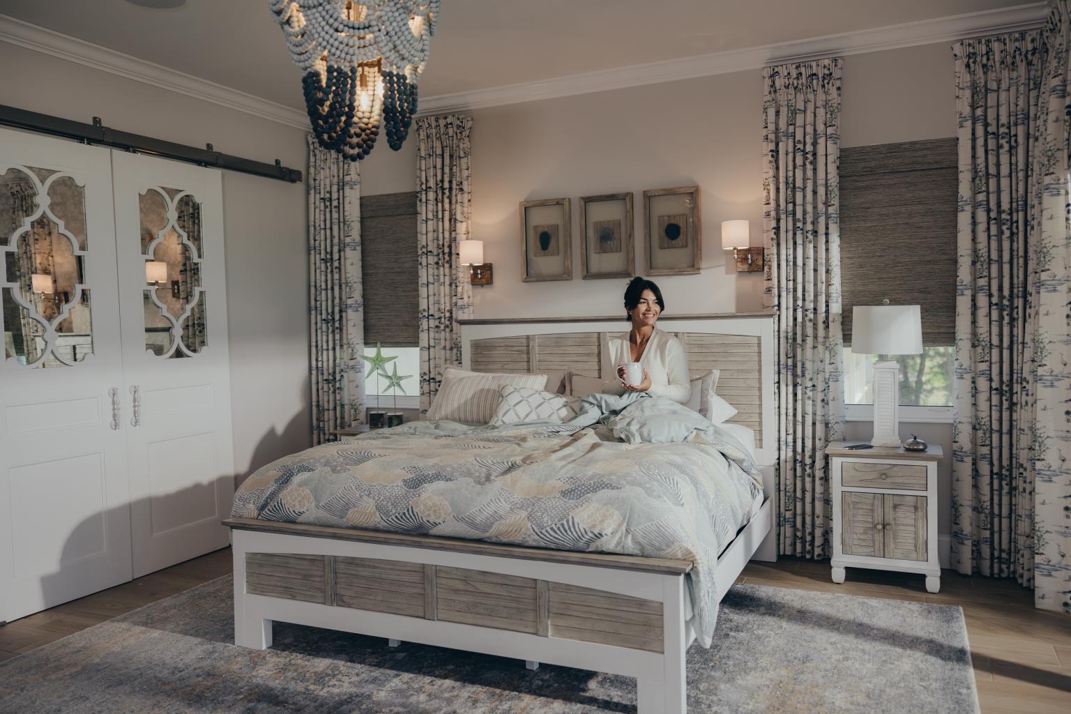 Islamorada Queen Footboard Dapple Grey Finish