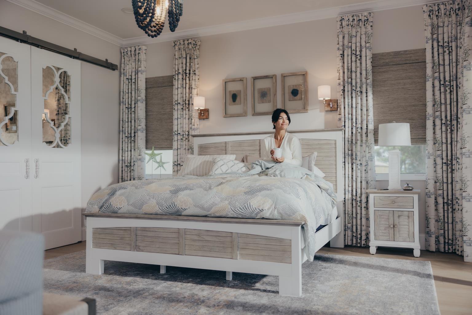 Islamorada king complete bed, dapple grey finish