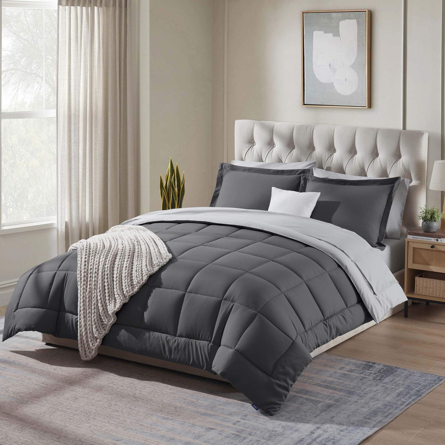 Bed in a Bag - Dark Grey/Light Grey