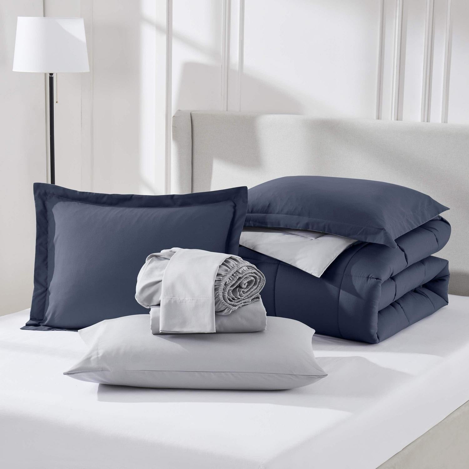 Bed in a Bag - Navy/Light Grey