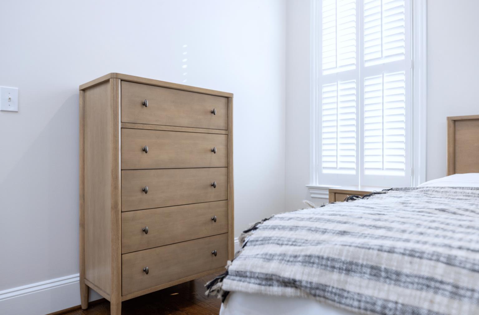 Chatham 5 Drawer Chest. Warm Maple Finish