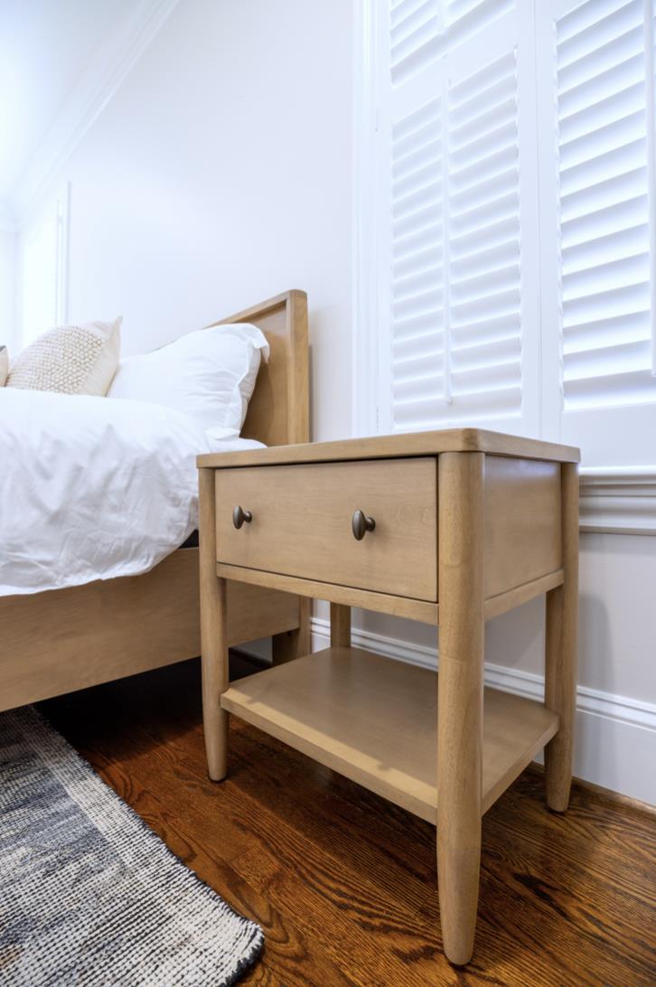 Chatham 1 Drawer Nightstand w/ USB A + C