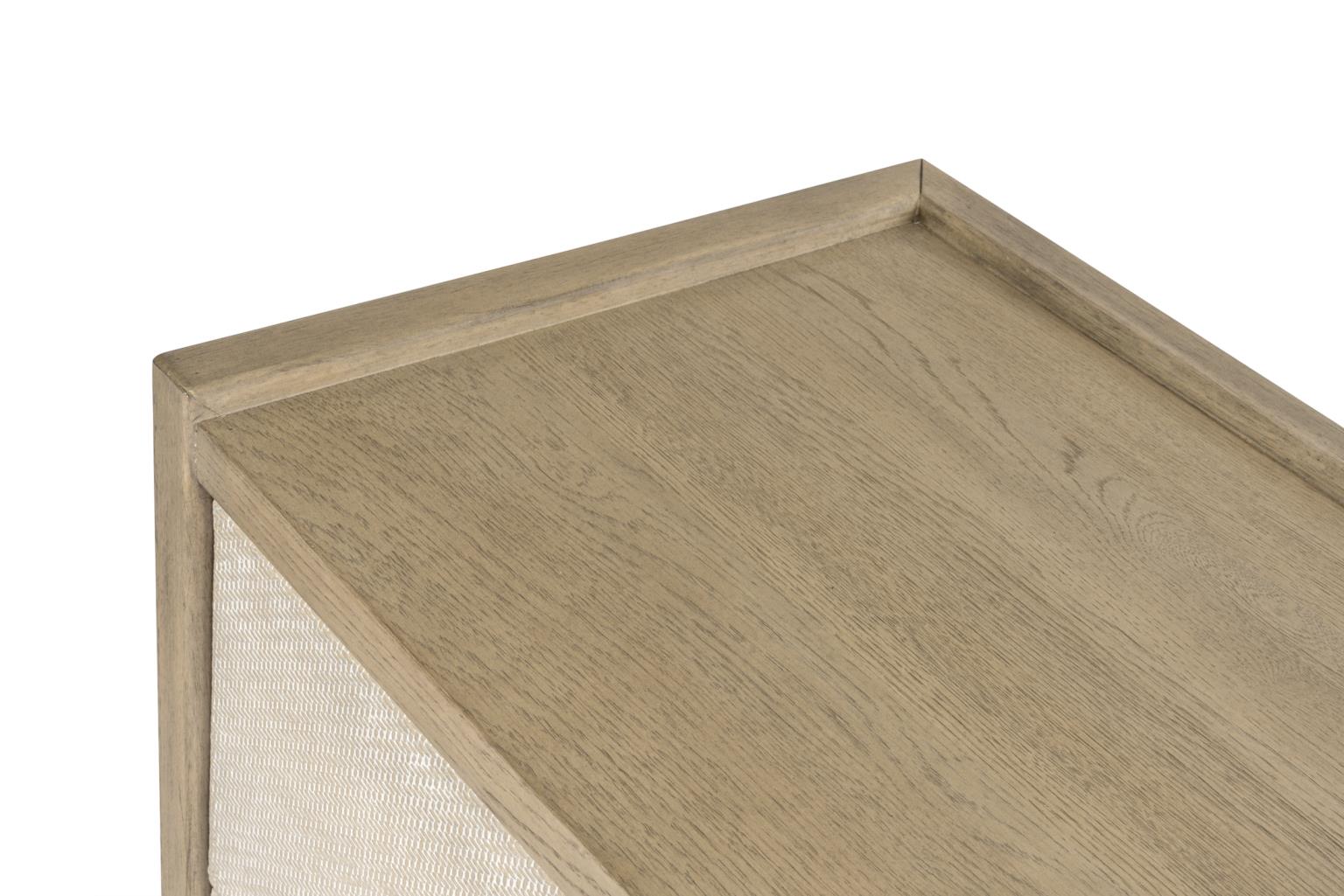 Rio Vista Woven 5 Drawer Chest. Muted Earth Tones and Clay Finish