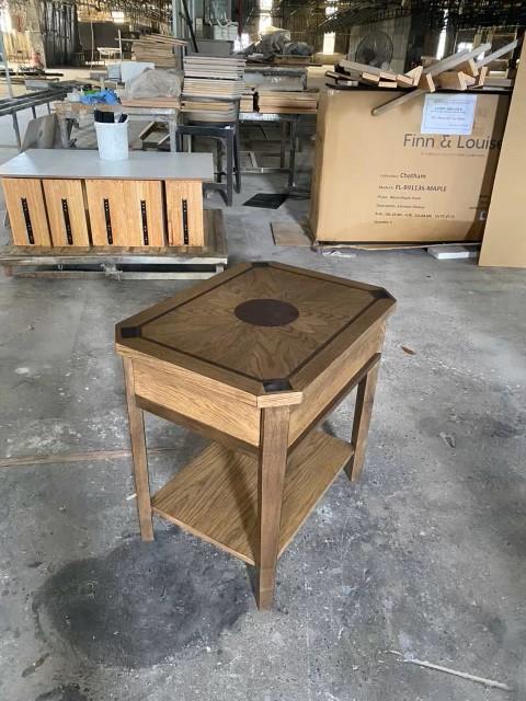 Sun Haven End Table. Oak and Walnut Finish