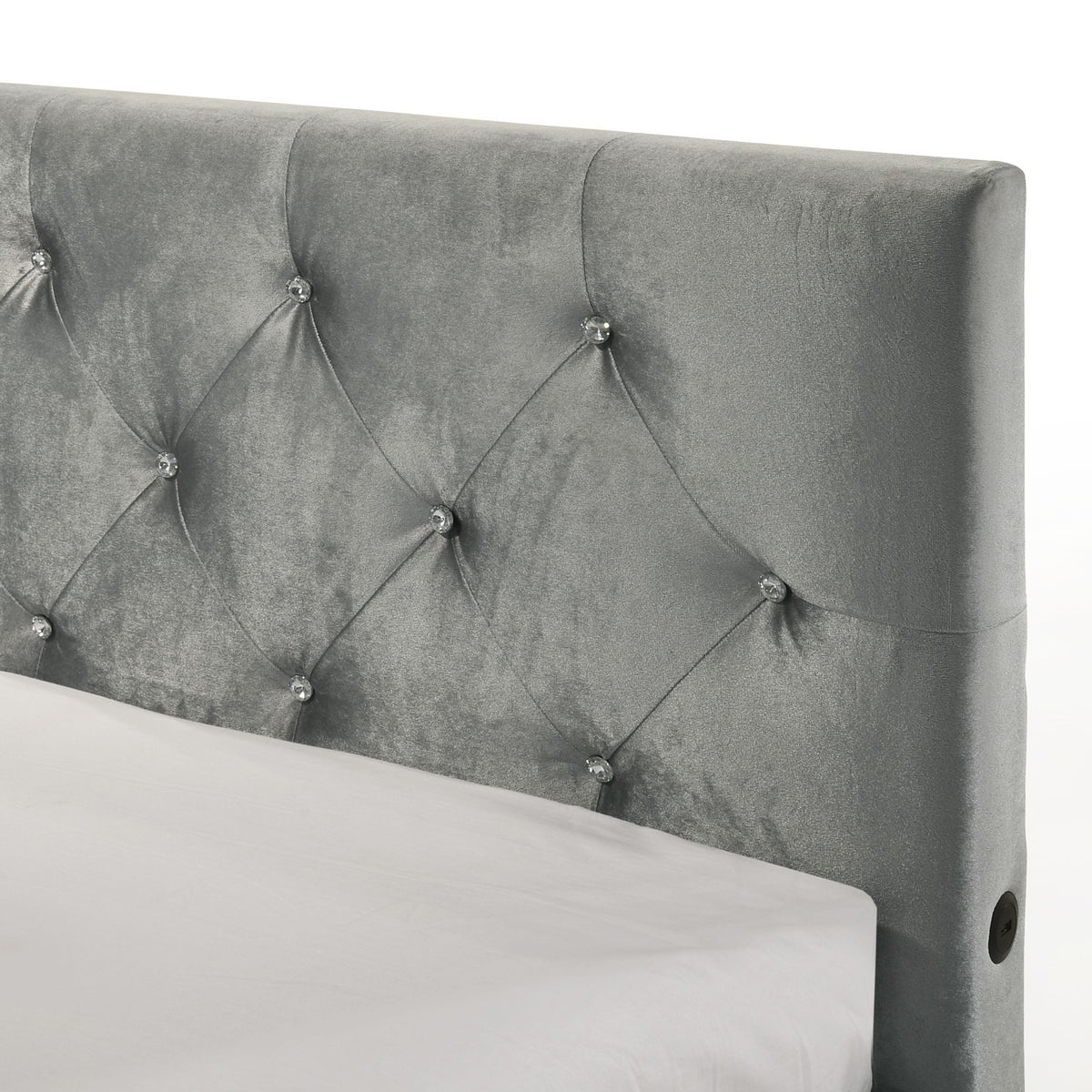 Amberley Full Upholstered Corner Bed With LED And USB in Gray by Elements International, view 9