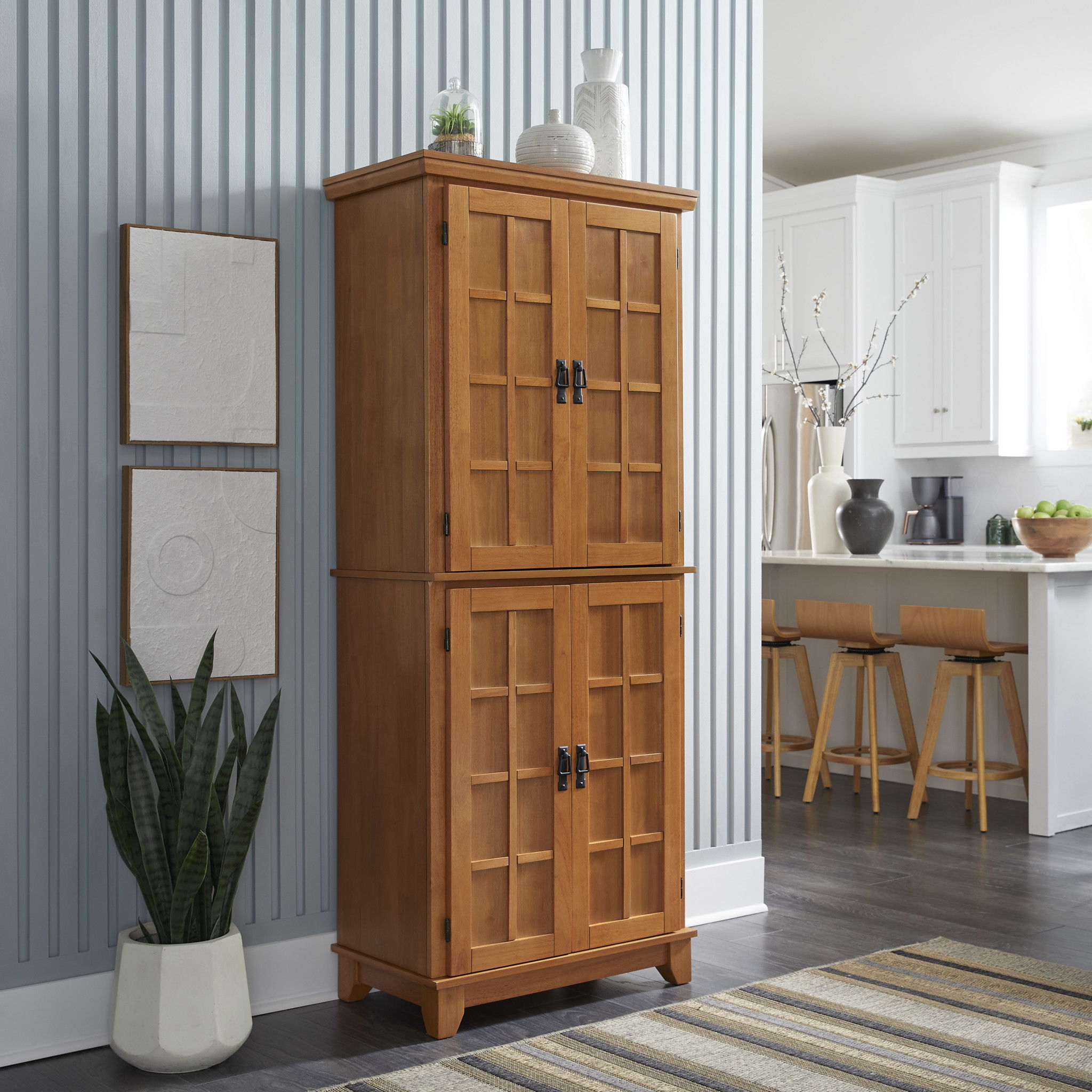 Arts & Crafts - Pantry - Light Brown