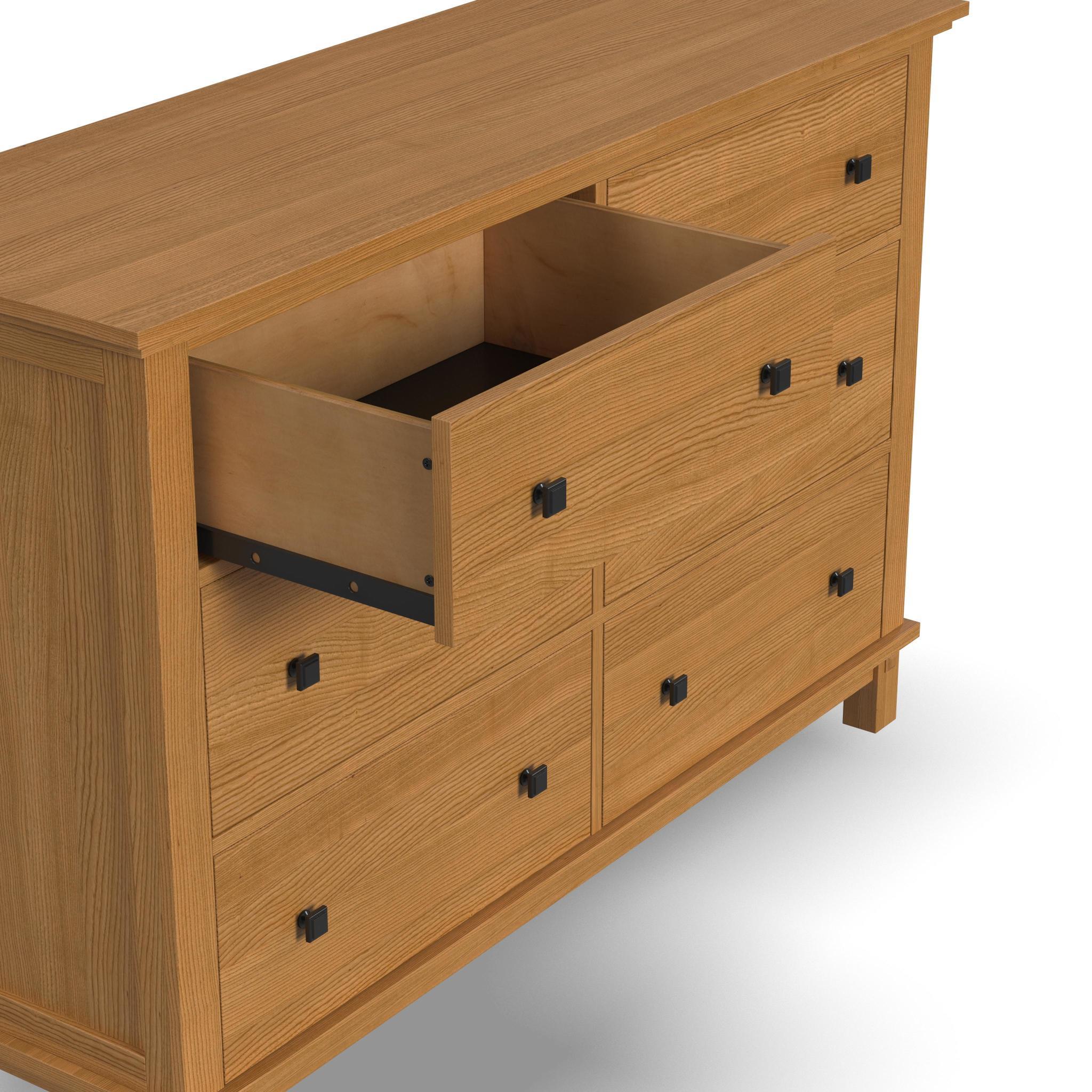 Oak Park - Elegant Dresser
