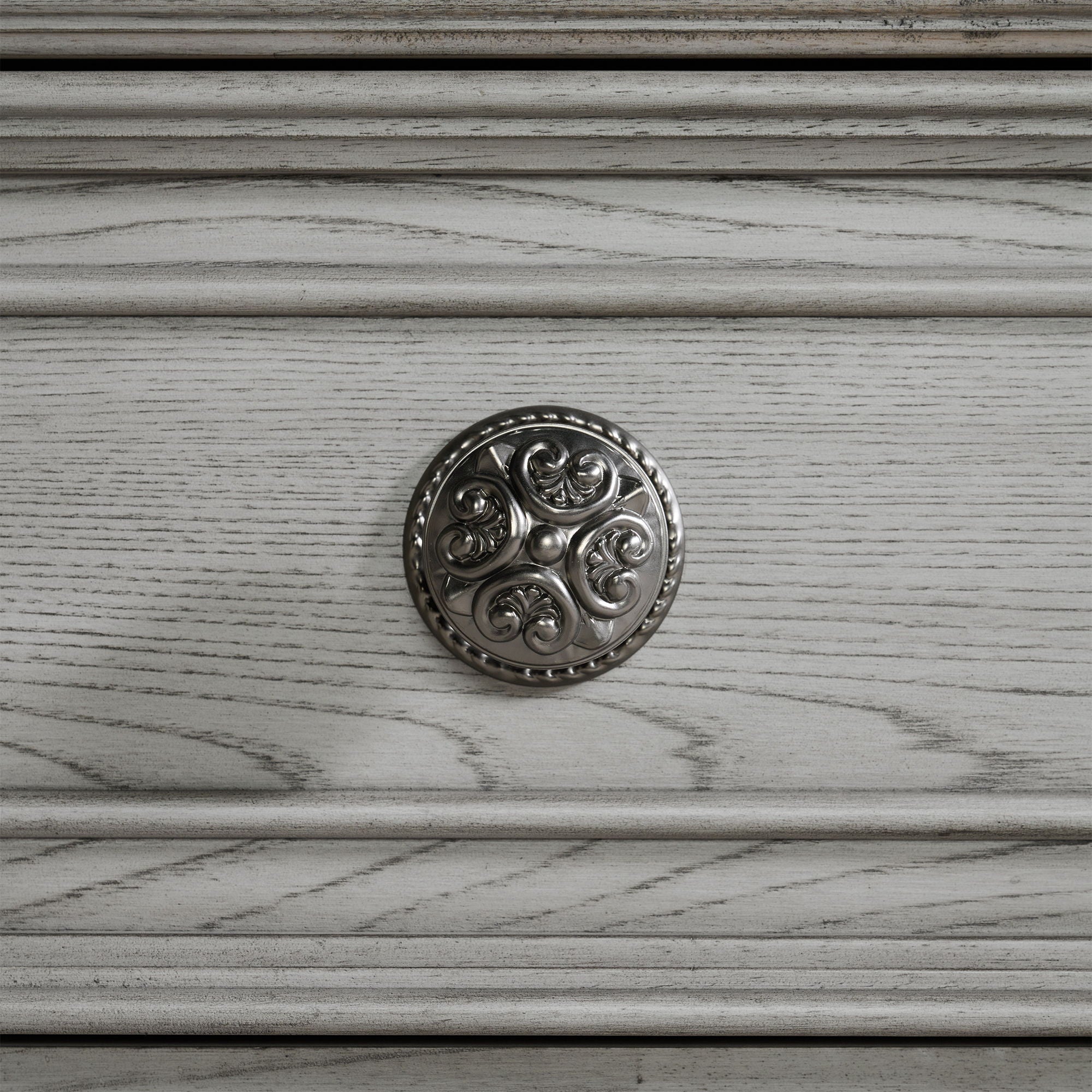 Glenmore - 8-Drawer Dresser