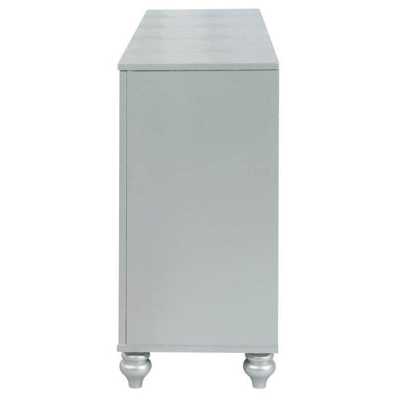 Gunnison - 6-Drawer Dresser - Silver Metallic