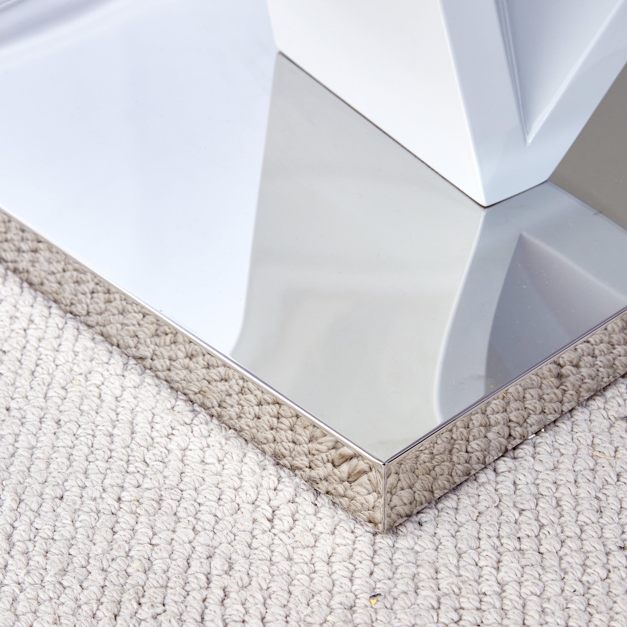 one table and eight chairs,Modern style table and chair set, suitable for restaurants and kitchens  F-VV C-001