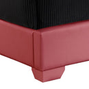 Elegant Platform Bed For Relaxed Spaces