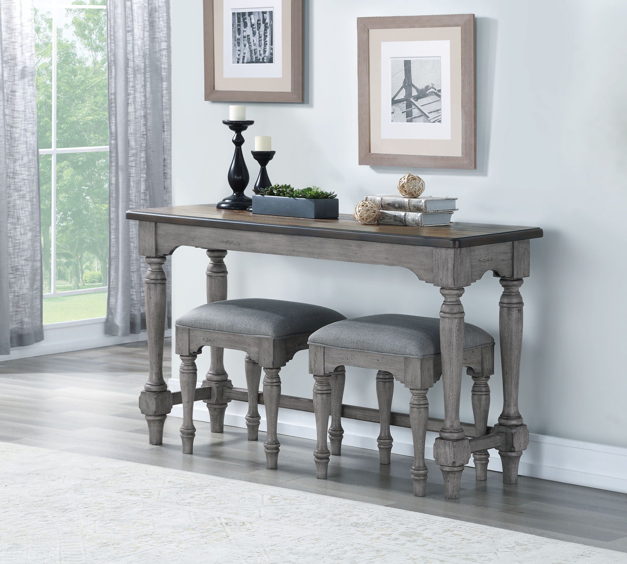 Plymouth - Table