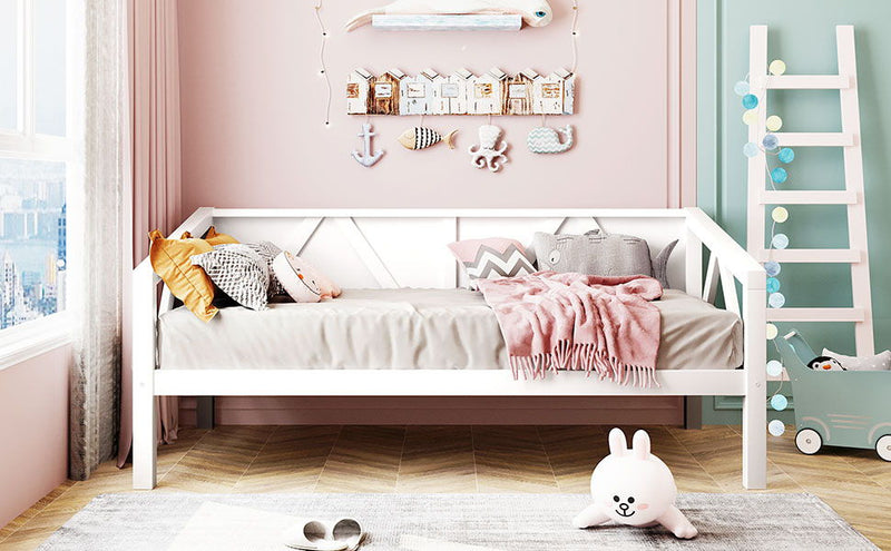 Elegant Design Daybed With Slat Support