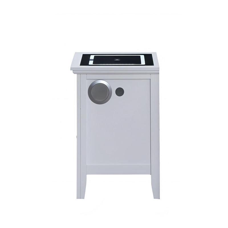 Hammond - Smart 3 Drawer Nightstand With USB Charging And Integrated Speakers - White