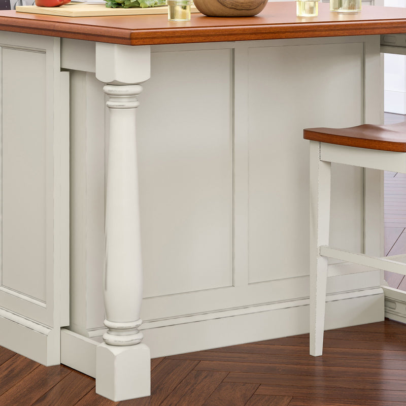 Monarch - Traditional - Kitchen Island