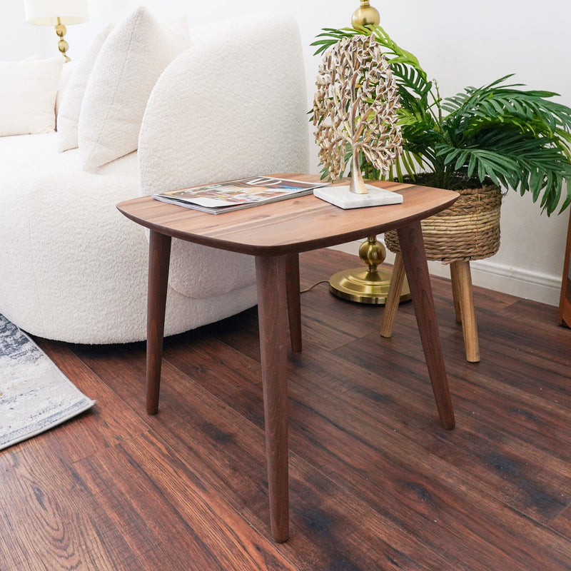 Denis - Contemporary Table